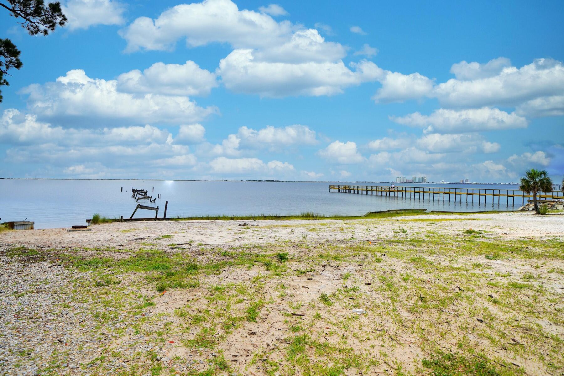 BROOKS LANDING - Residential