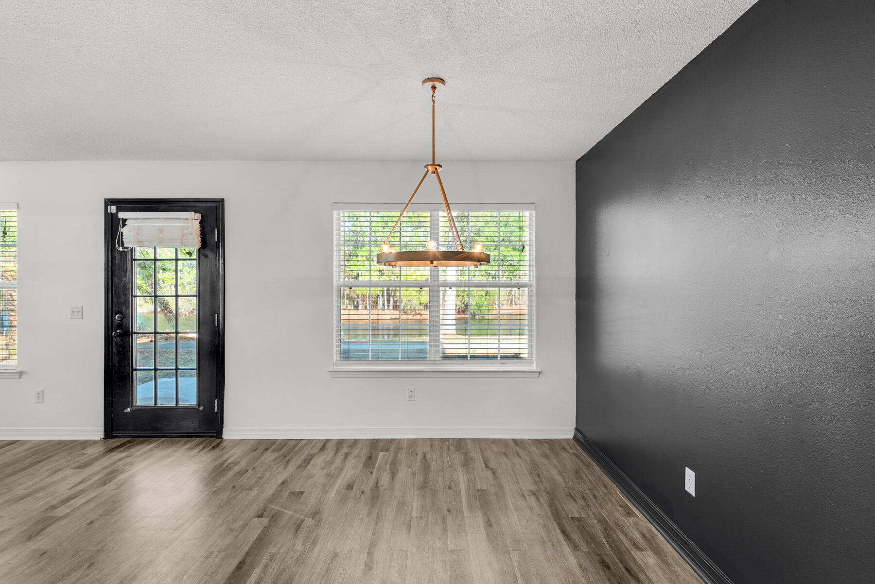 PARKER'S LANDING - Residential Lease