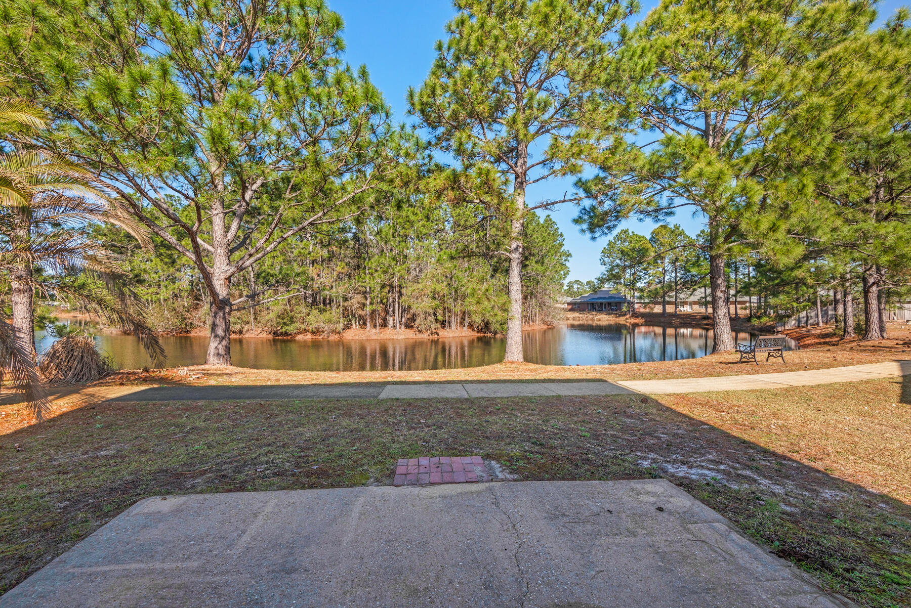 PARKER'S LANDING - Residential Lease