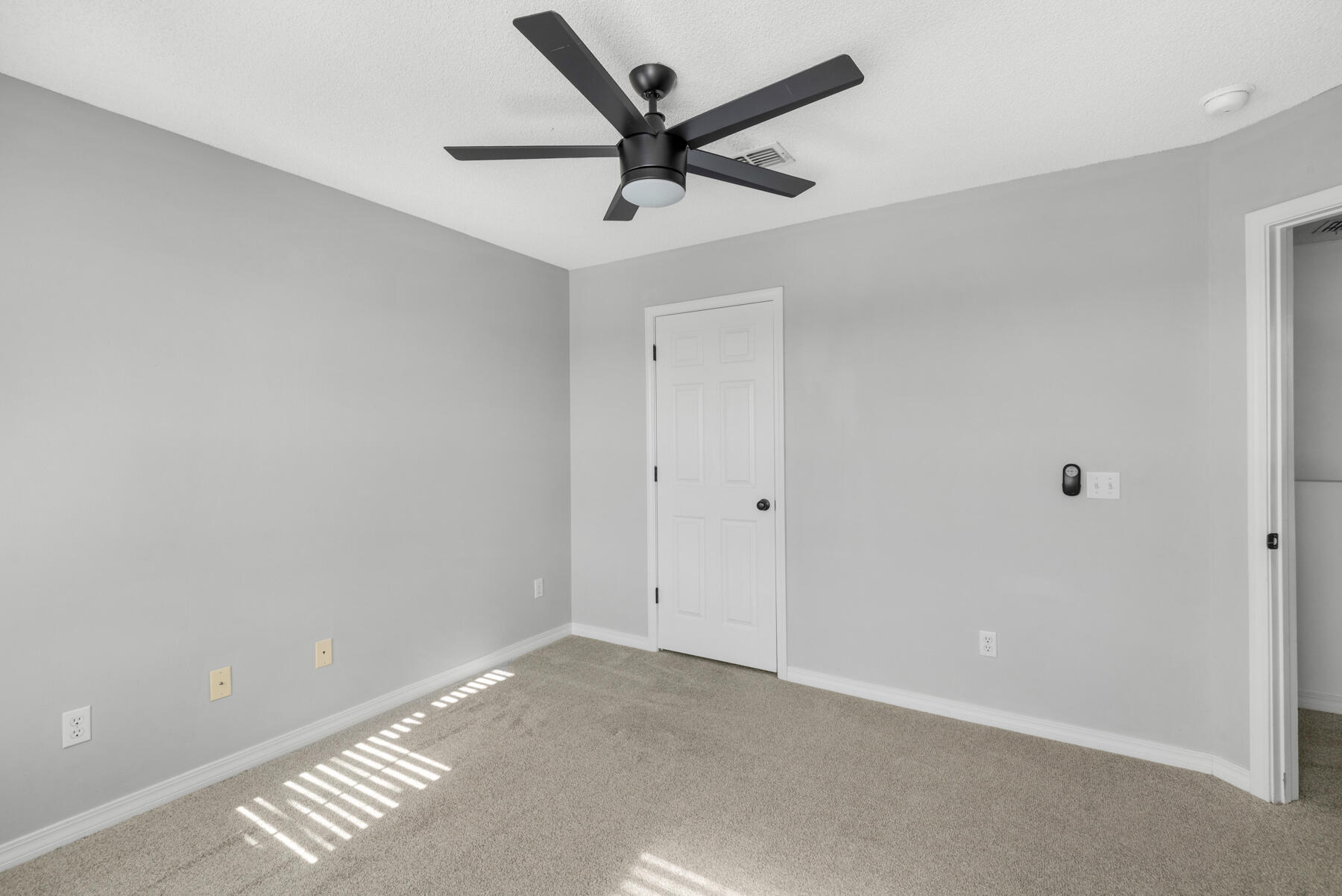 PARKER'S LANDING - Residential Lease