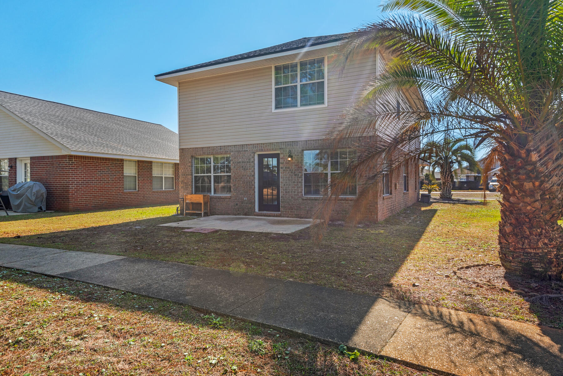 PARKER'S LANDING - Residential Lease