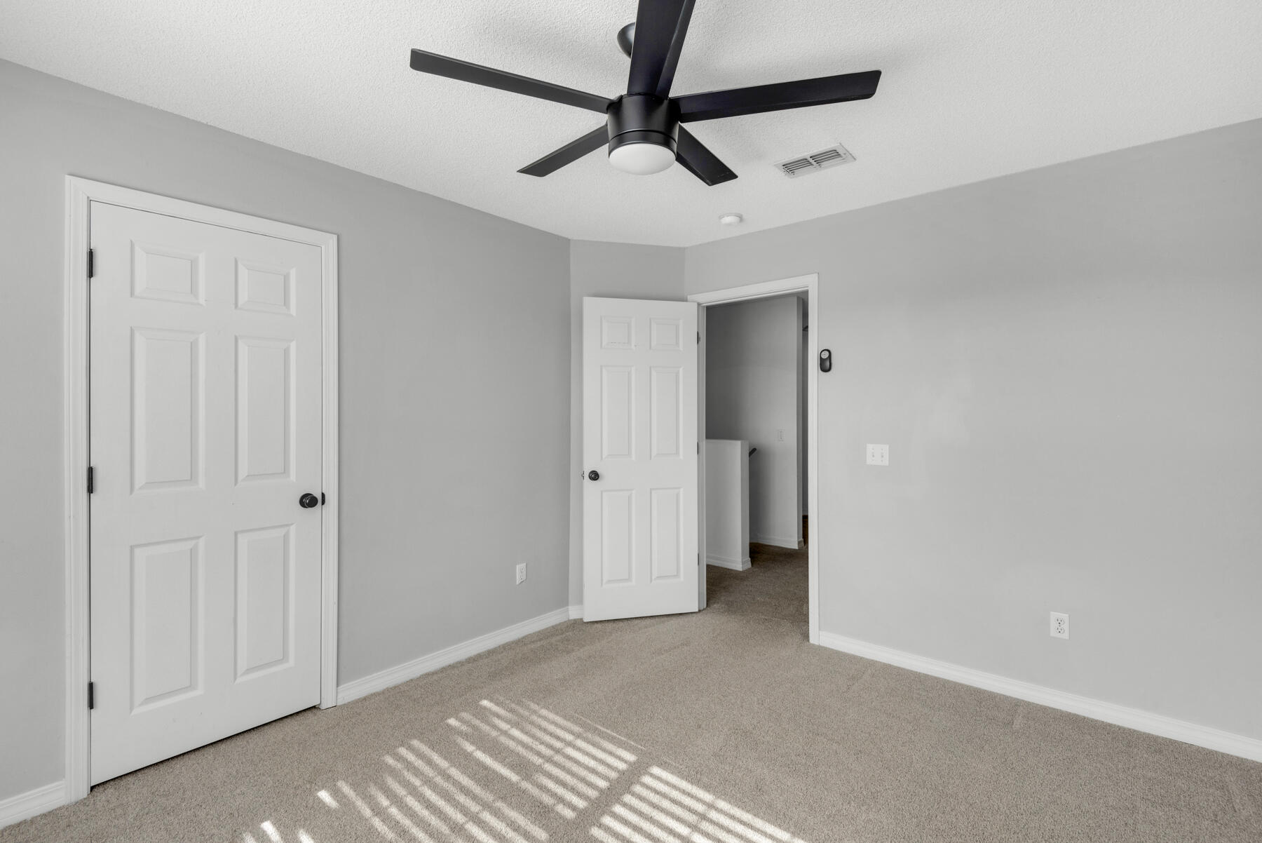 PARKER'S LANDING - Residential Lease