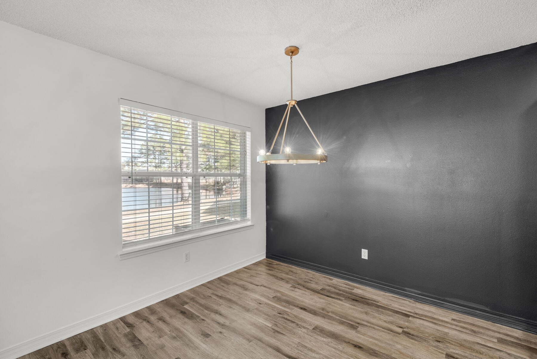 PARKER'S LANDING - Residential Lease