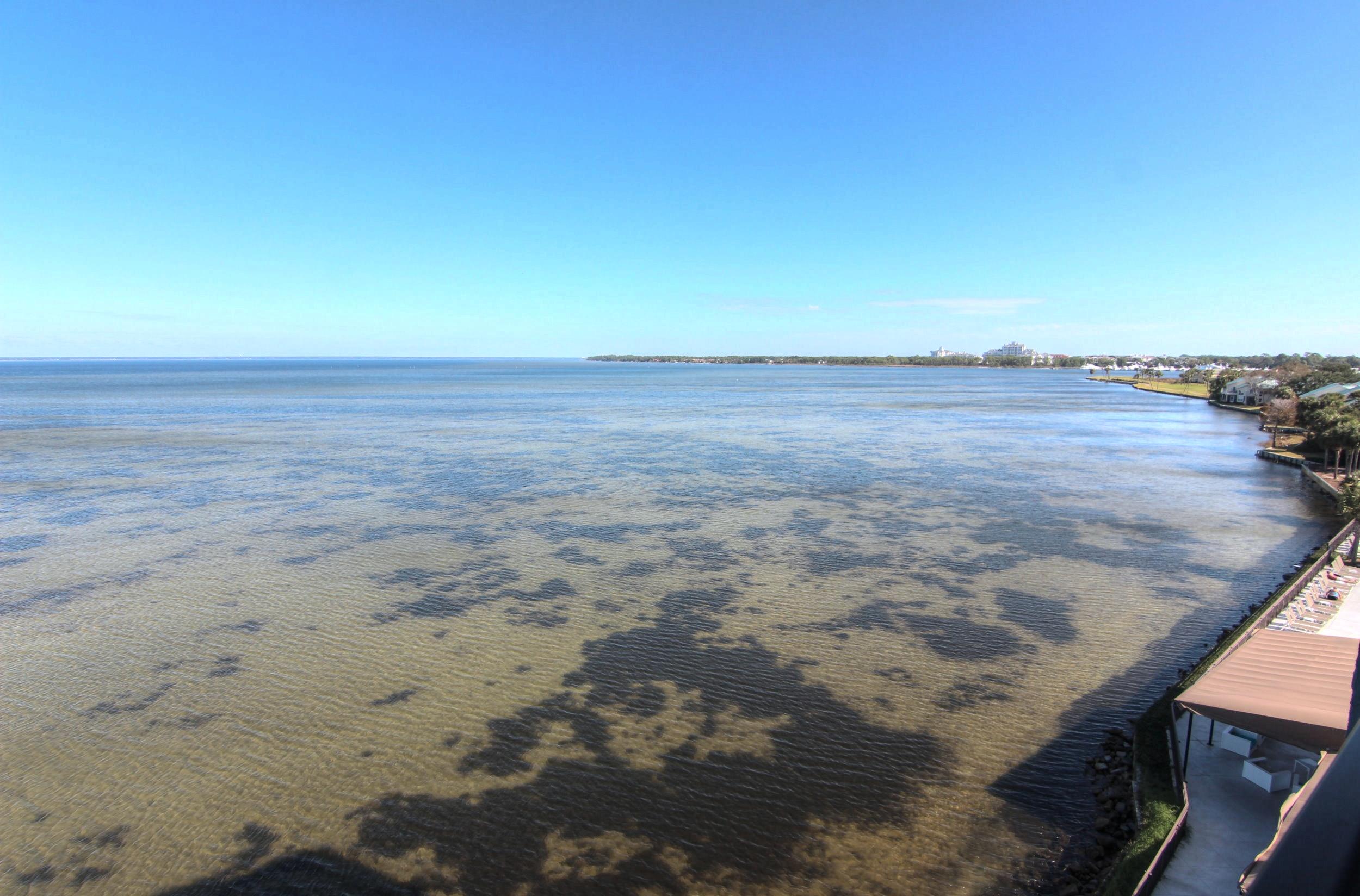 BAYSIDE CONDO SANDESTIN - Residential