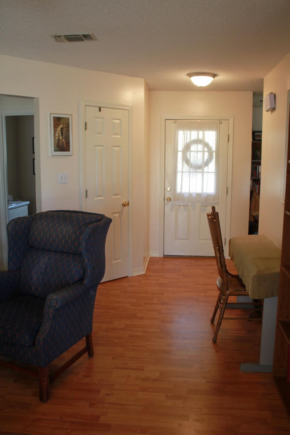 COUNTRYVIEW ESTATES - Residential Lease