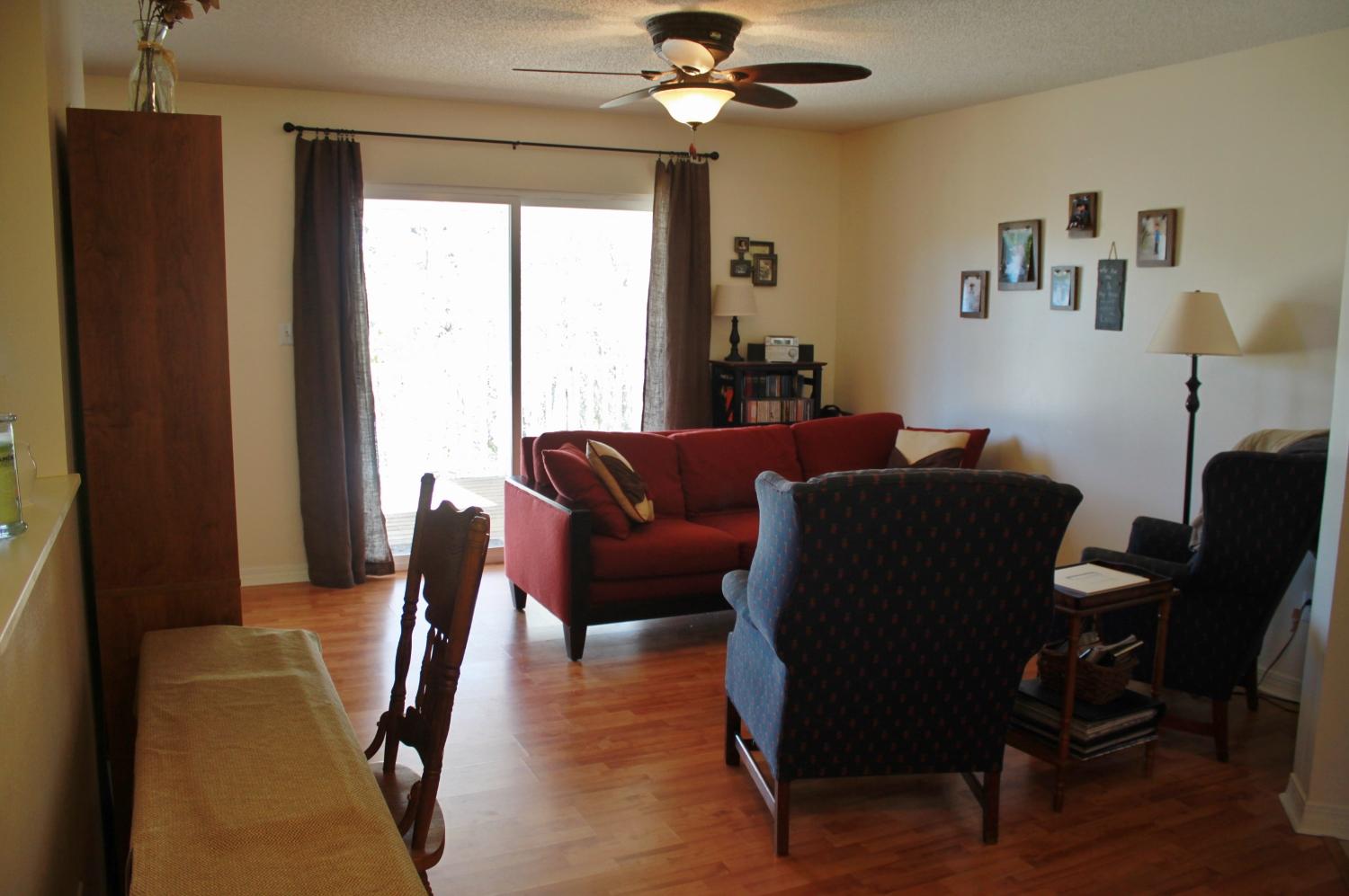 COUNTRYVIEW ESTATES - Residential Lease