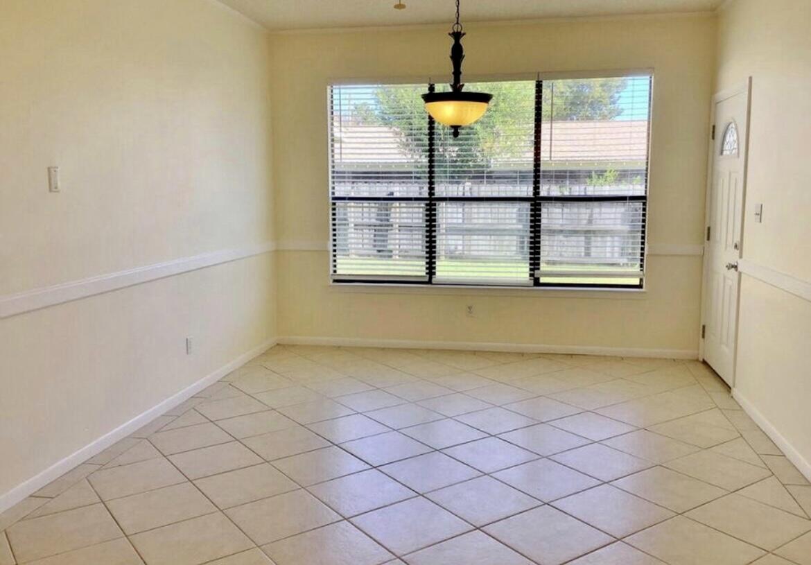 CLOVERDALE S/D 1ST ADDN - Residential