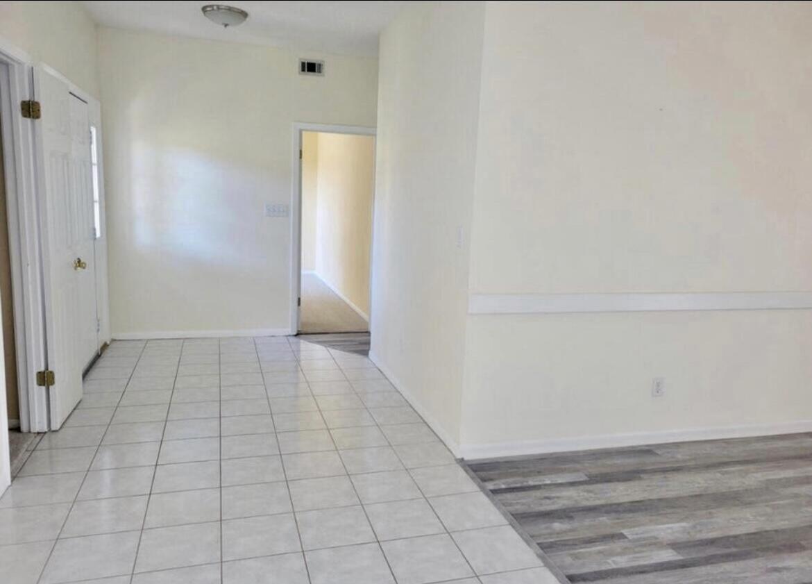 CLOVERDALE S/D 1ST ADDN - Residential