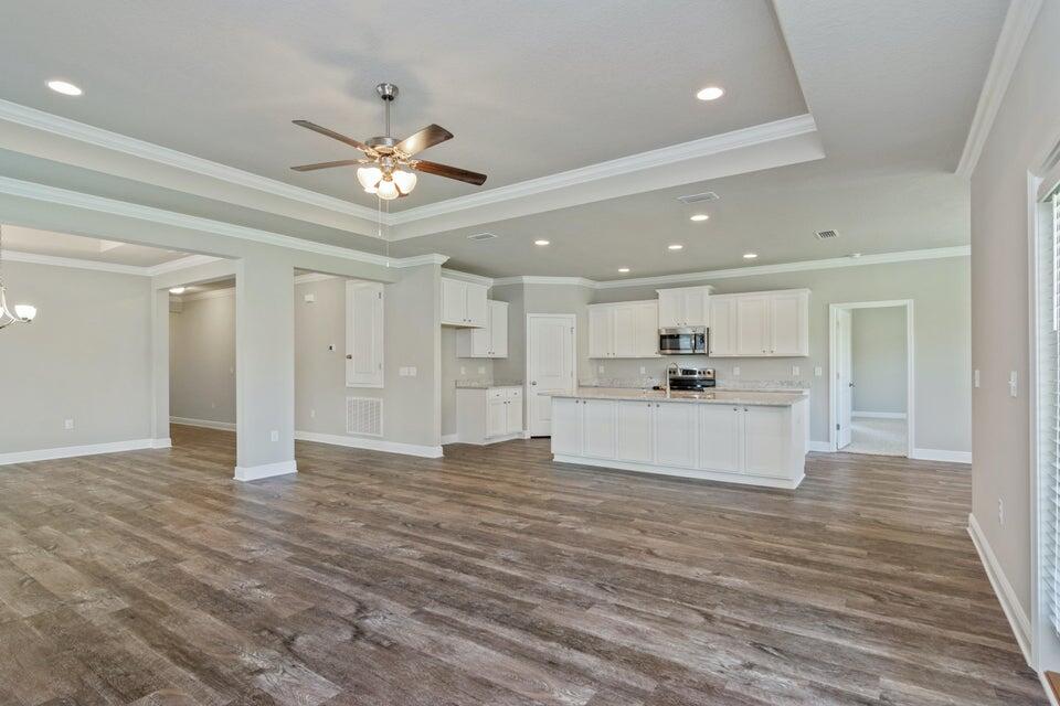 HAMMOCK BAY - Residential Lease