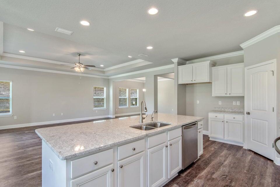 HAMMOCK BAY - Residential Lease