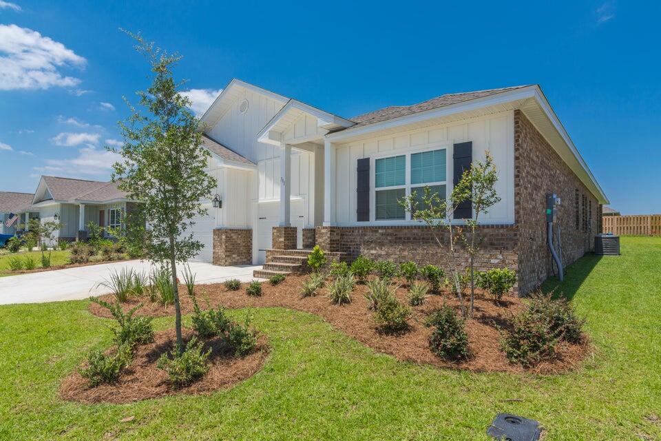 HAMMOCK BAY - Residential Lease