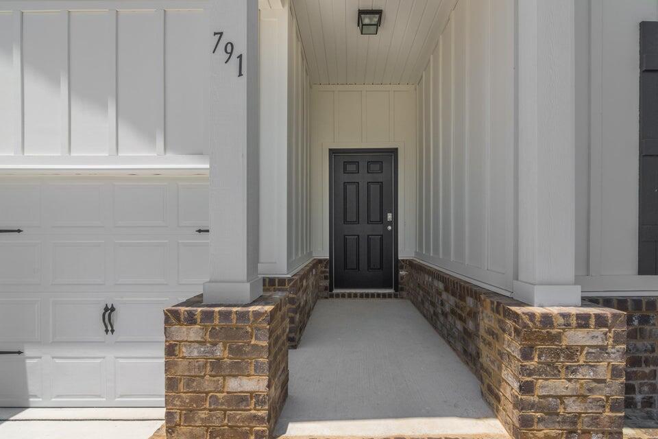 HAMMOCK BAY - Residential Lease