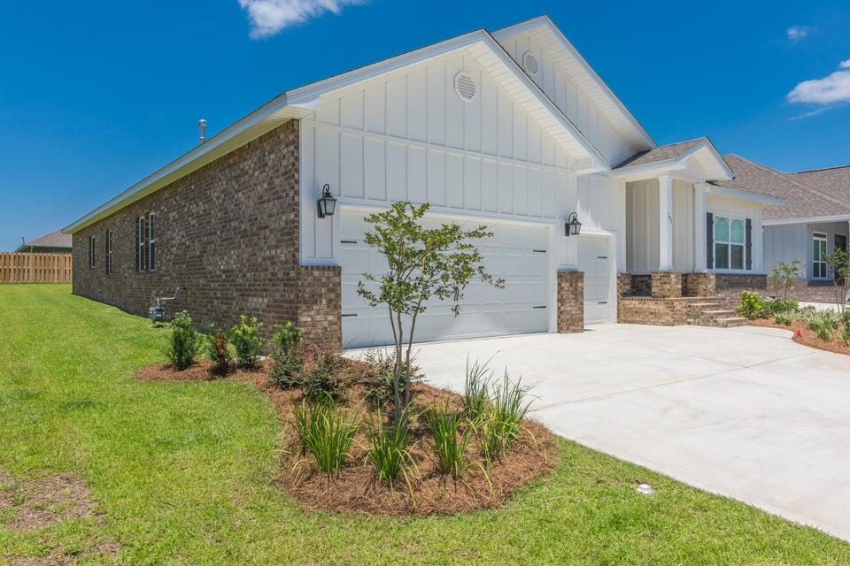 HAMMOCK BAY - Residential Lease