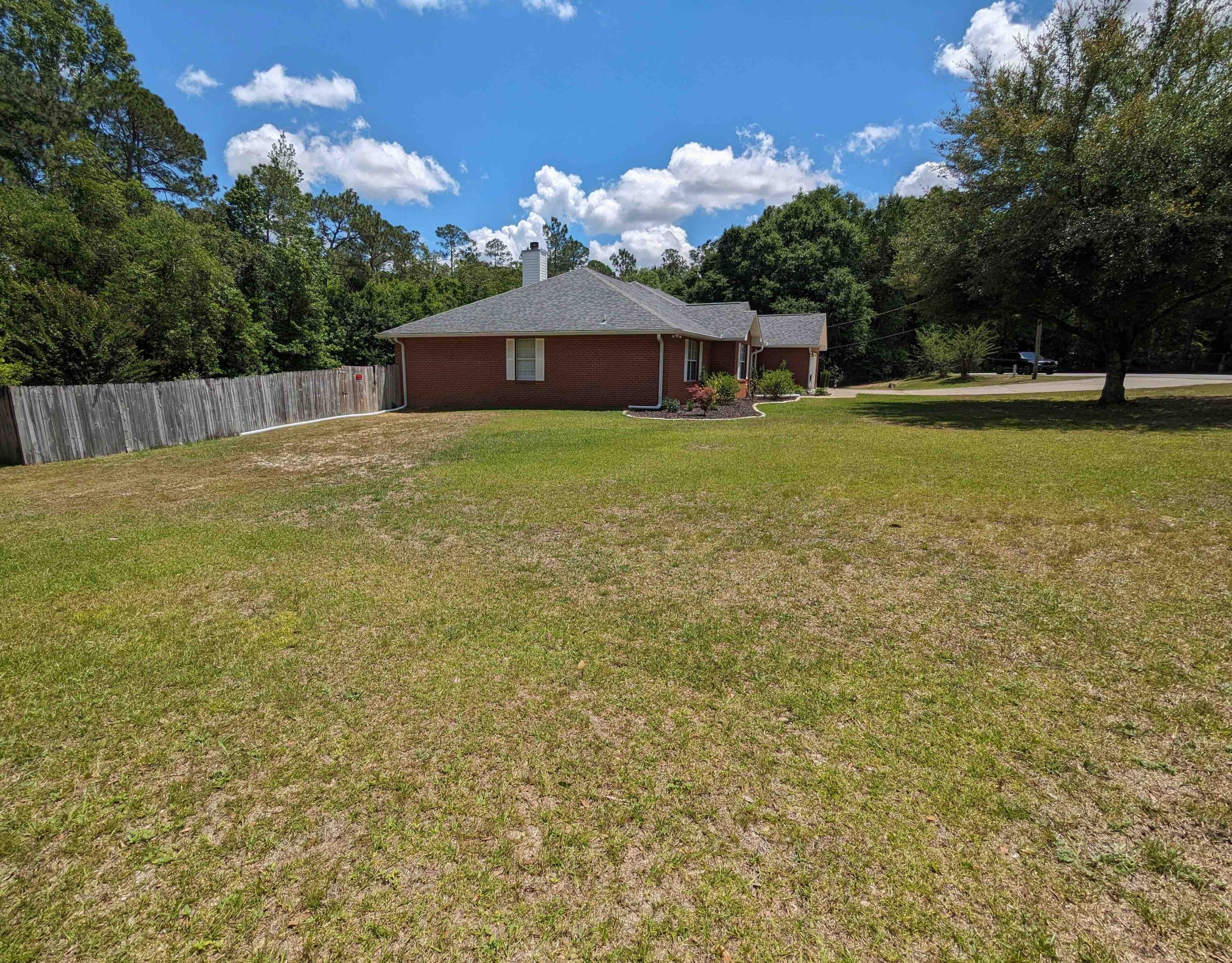 LOST CREEK - Residential