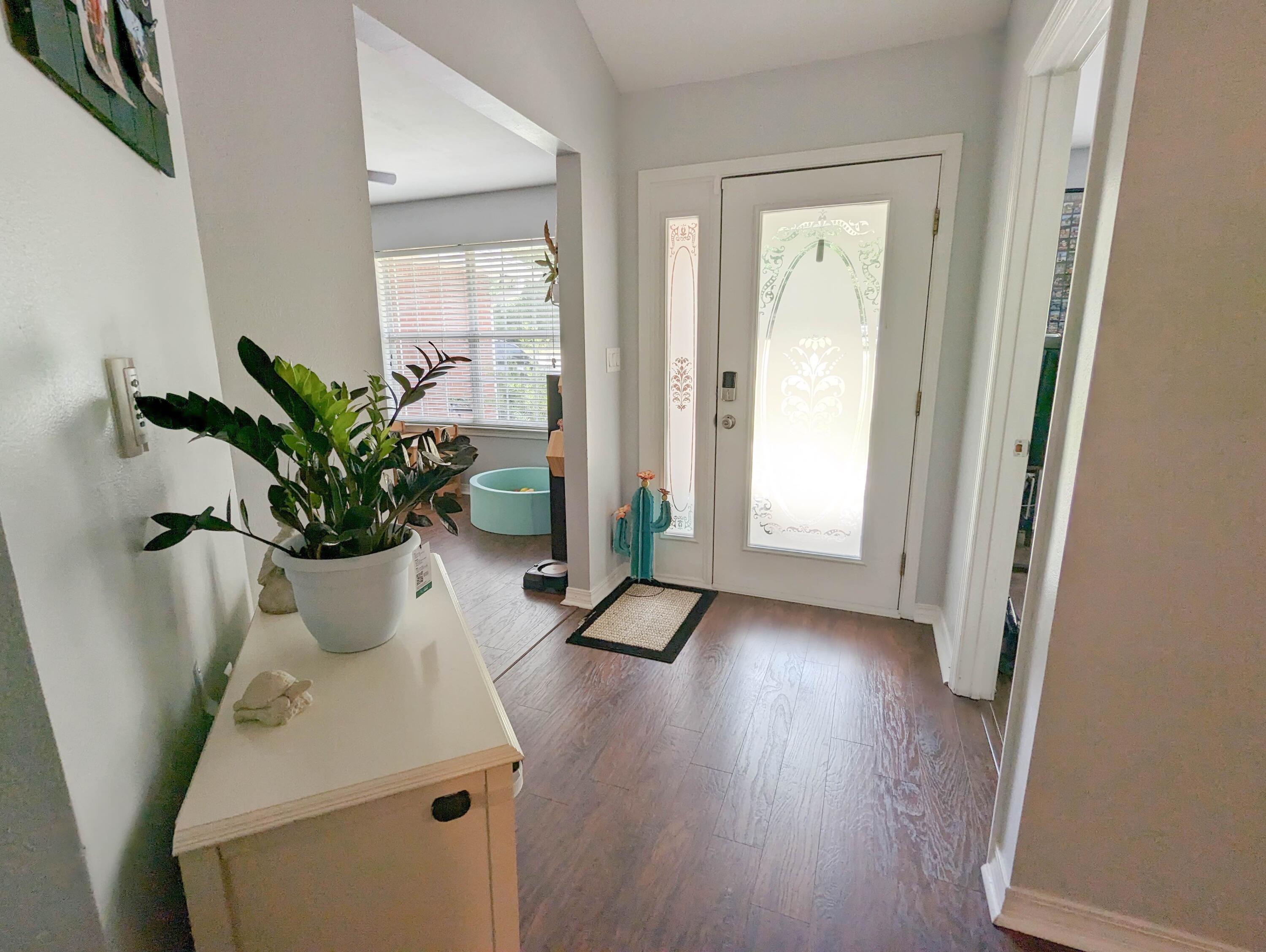 LOST CREEK - Residential