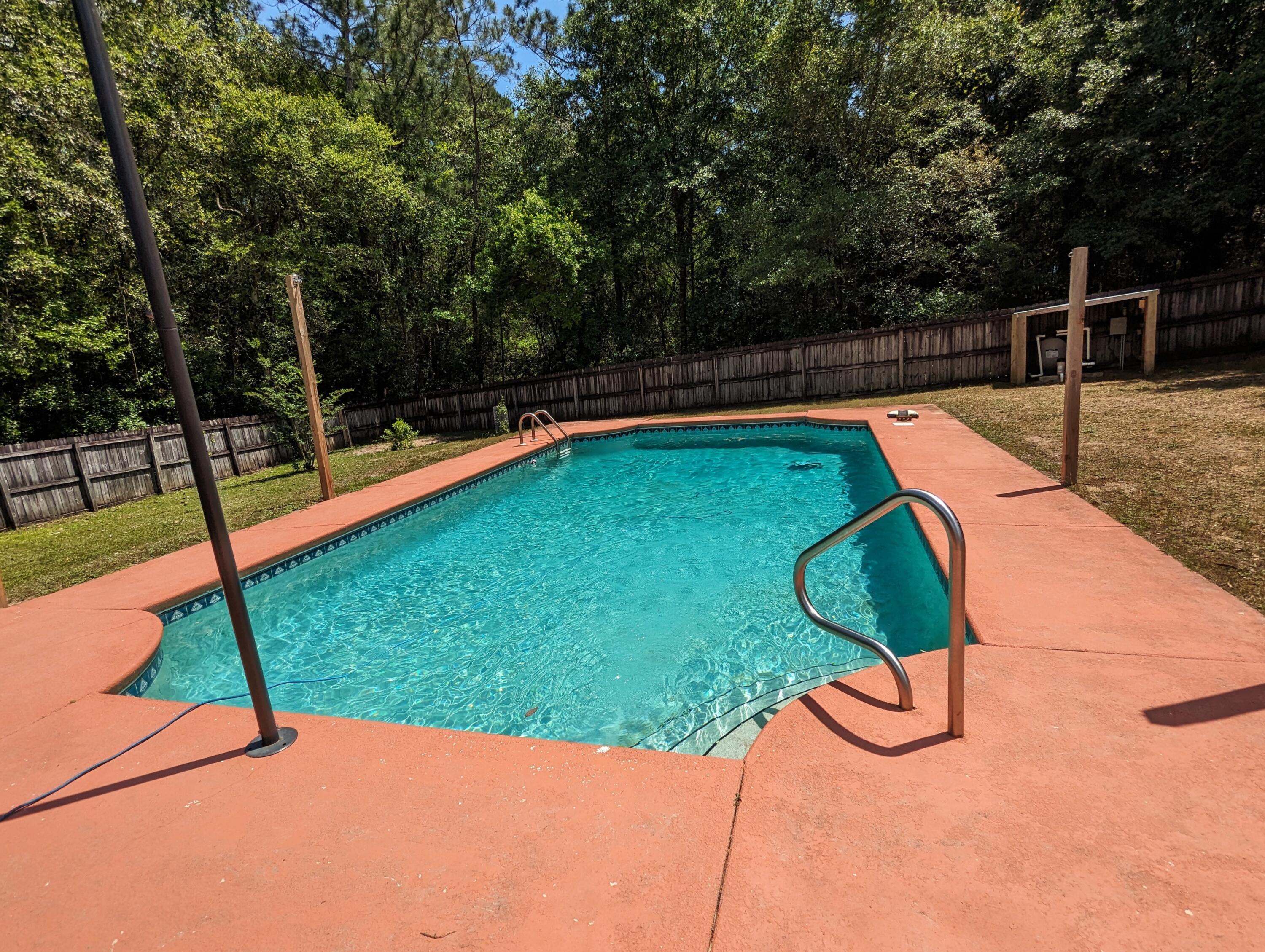 LOST CREEK - Residential