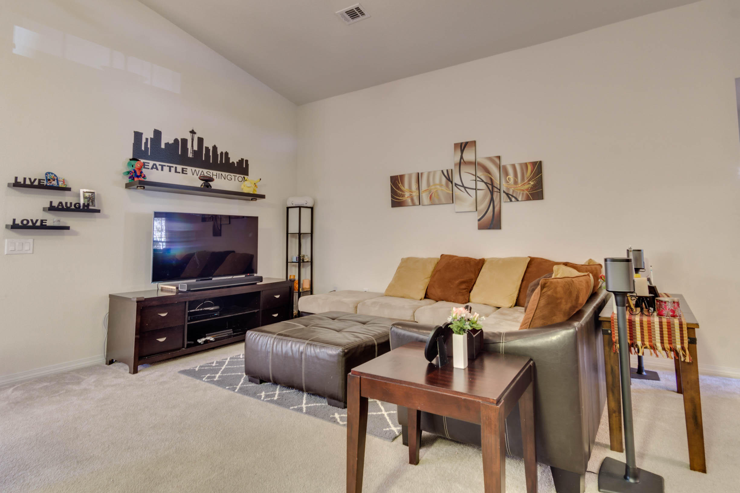 NAVARRE S/D 2ND ADDN - Residential