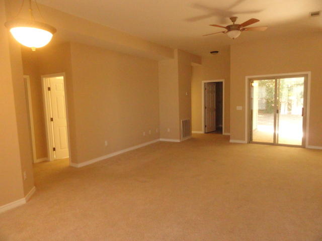 MAGNOLIA LAKE ESTATES PH 1 - Residential