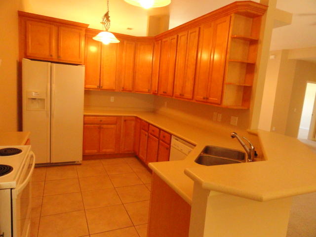 MAGNOLIA LAKE ESTATES PH 1 - Residential