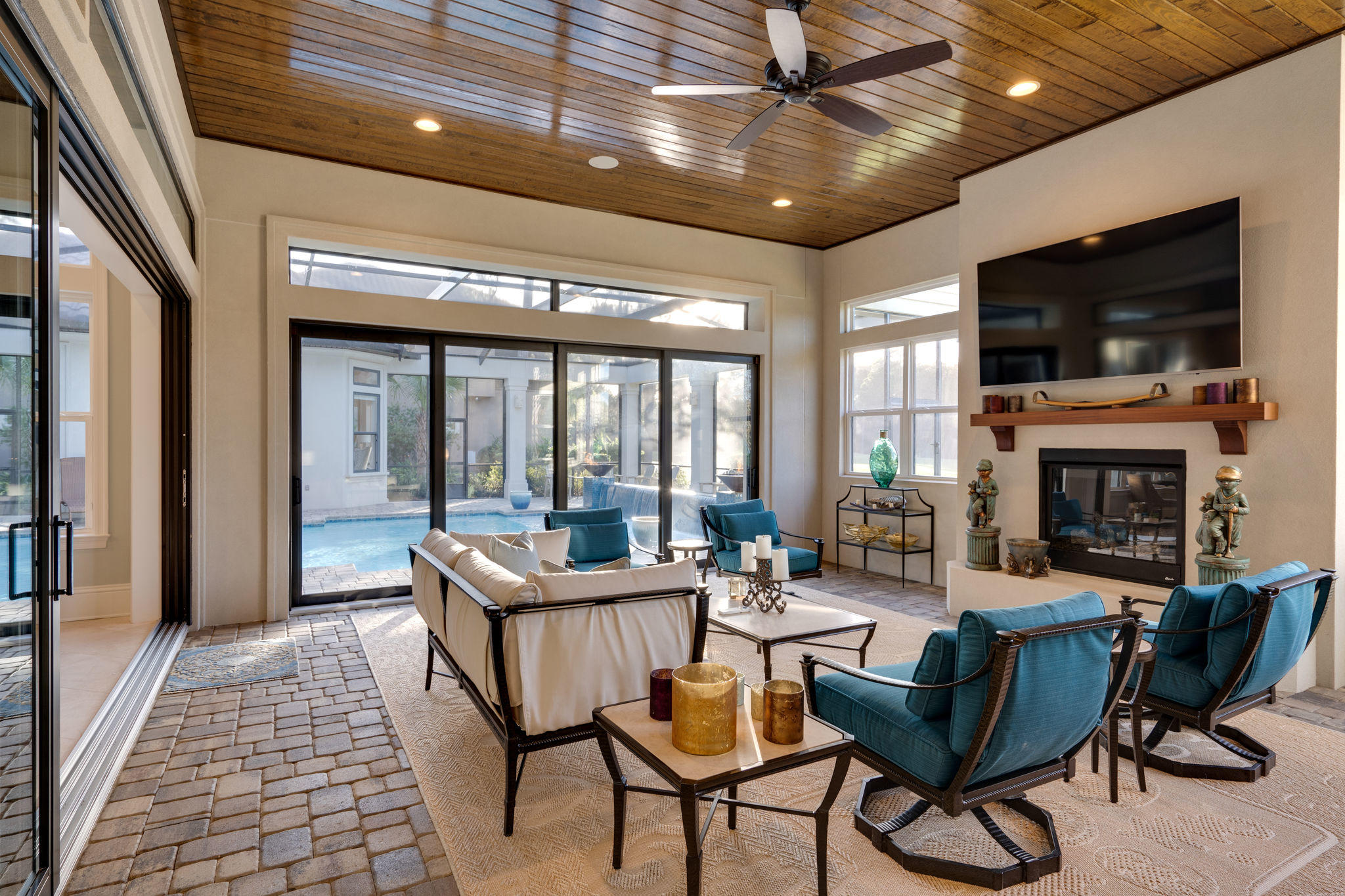 BURNT PINE - Residential
