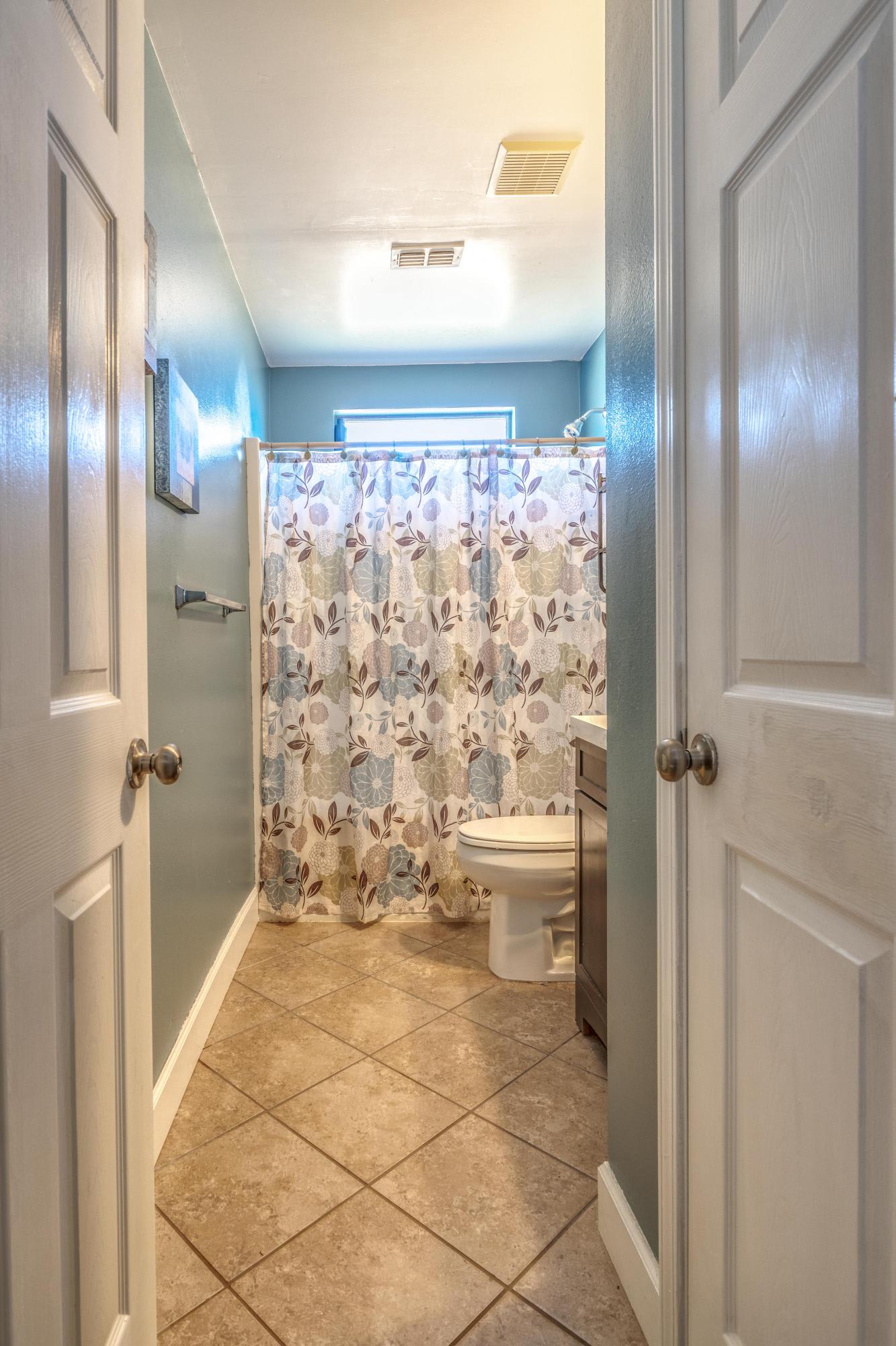 COUNTRYVIEW ESTATES 10TH ADDN - Residential