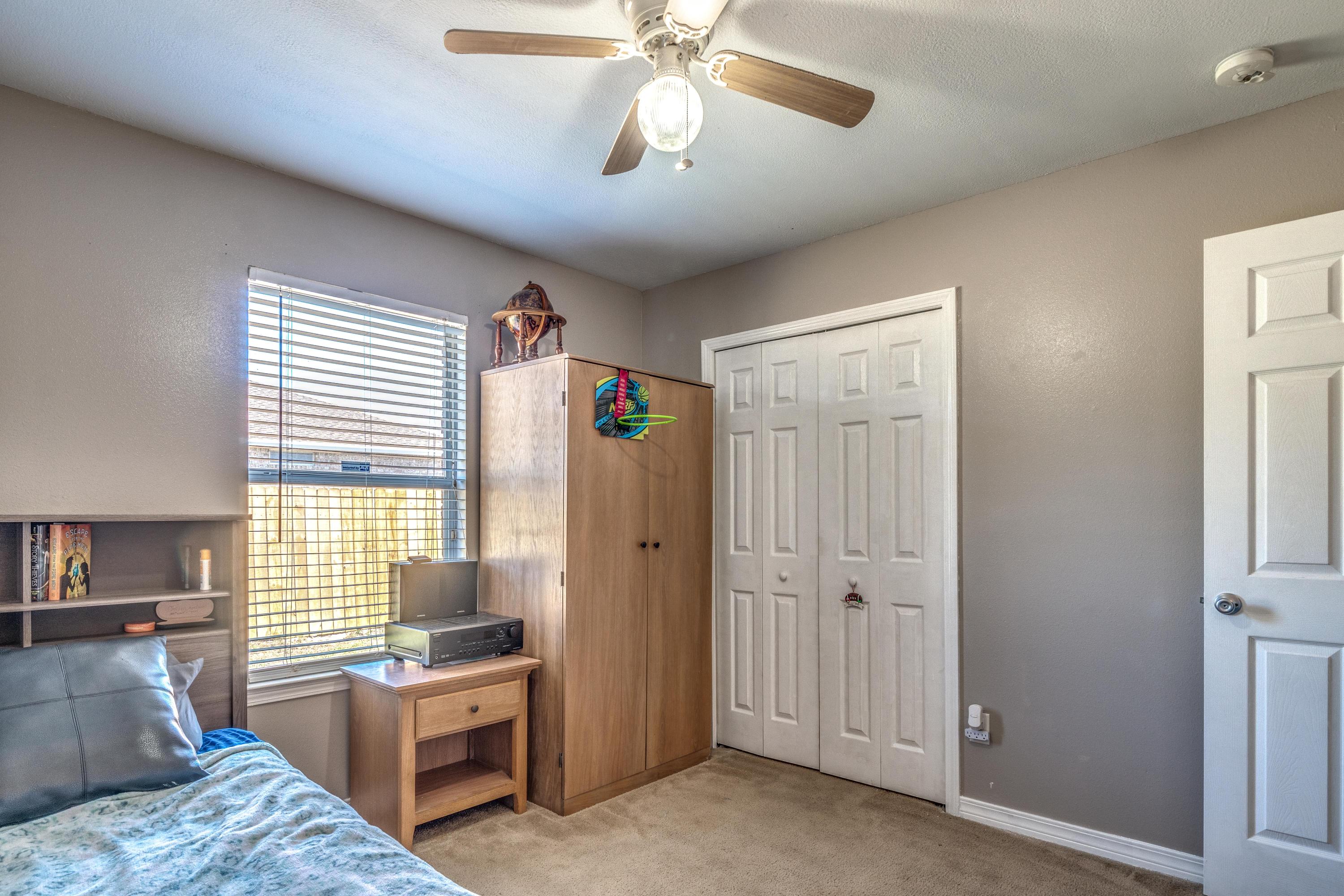 COUNTRYVIEW ESTATES 10TH ADDN - Residential