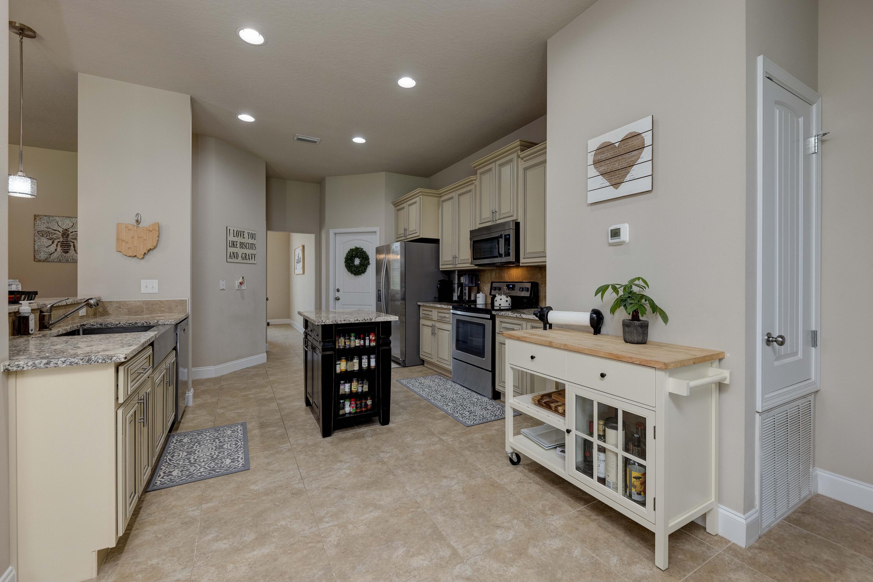 CHANAN ESTATES 1ST ADDN - Residential