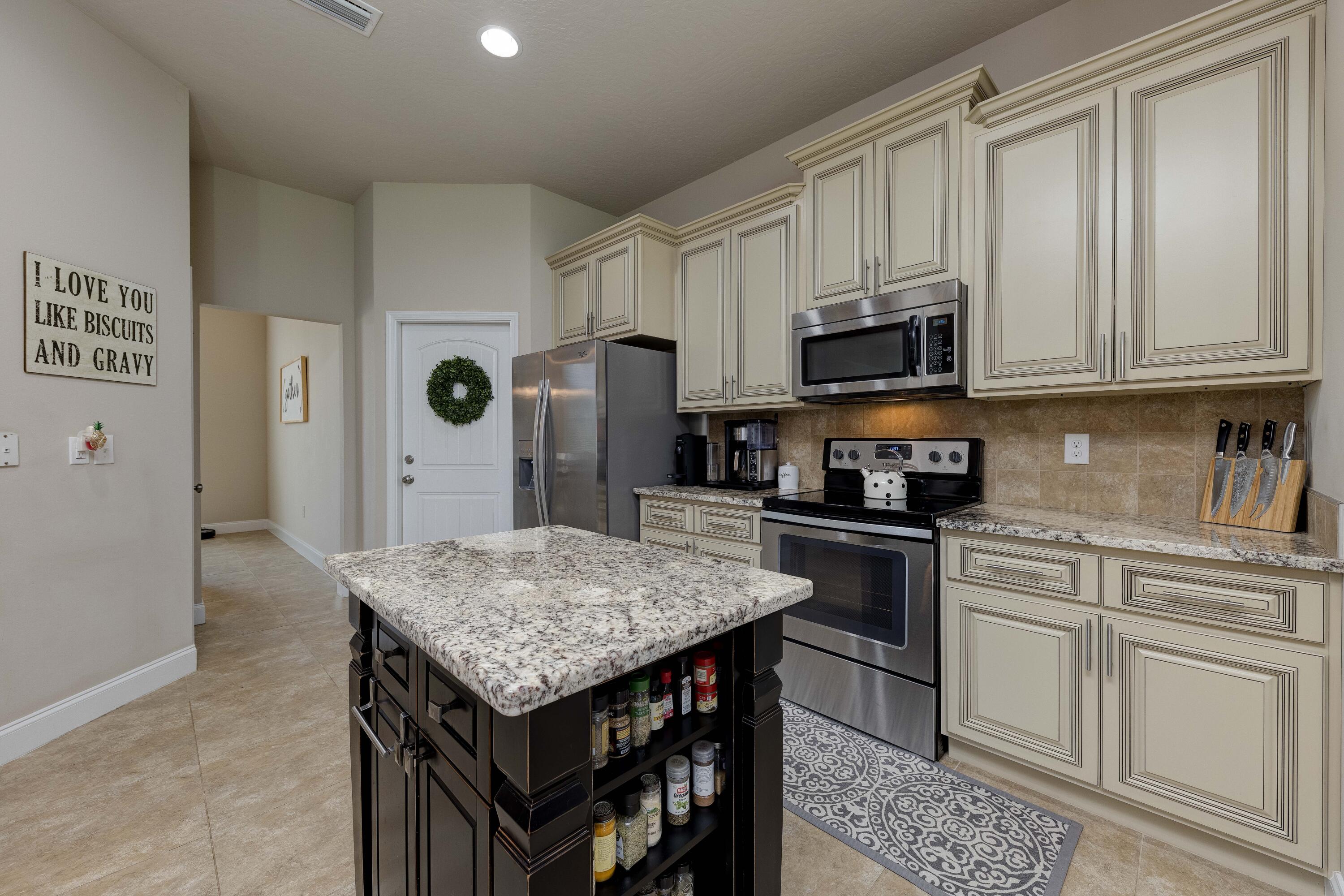 CHANAN ESTATES 1ST ADDN - Residential