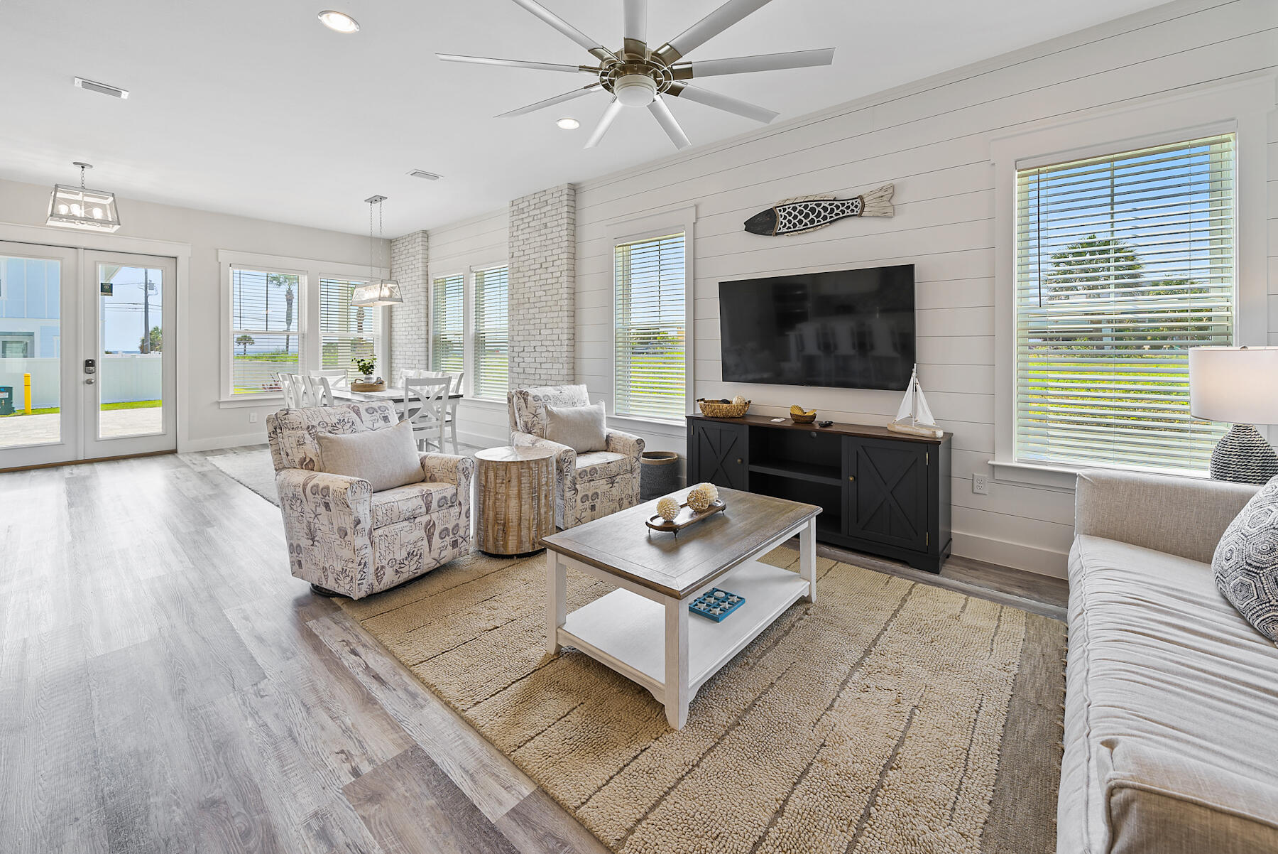 LAGUNA BEACH 2ND ADDN - Residential