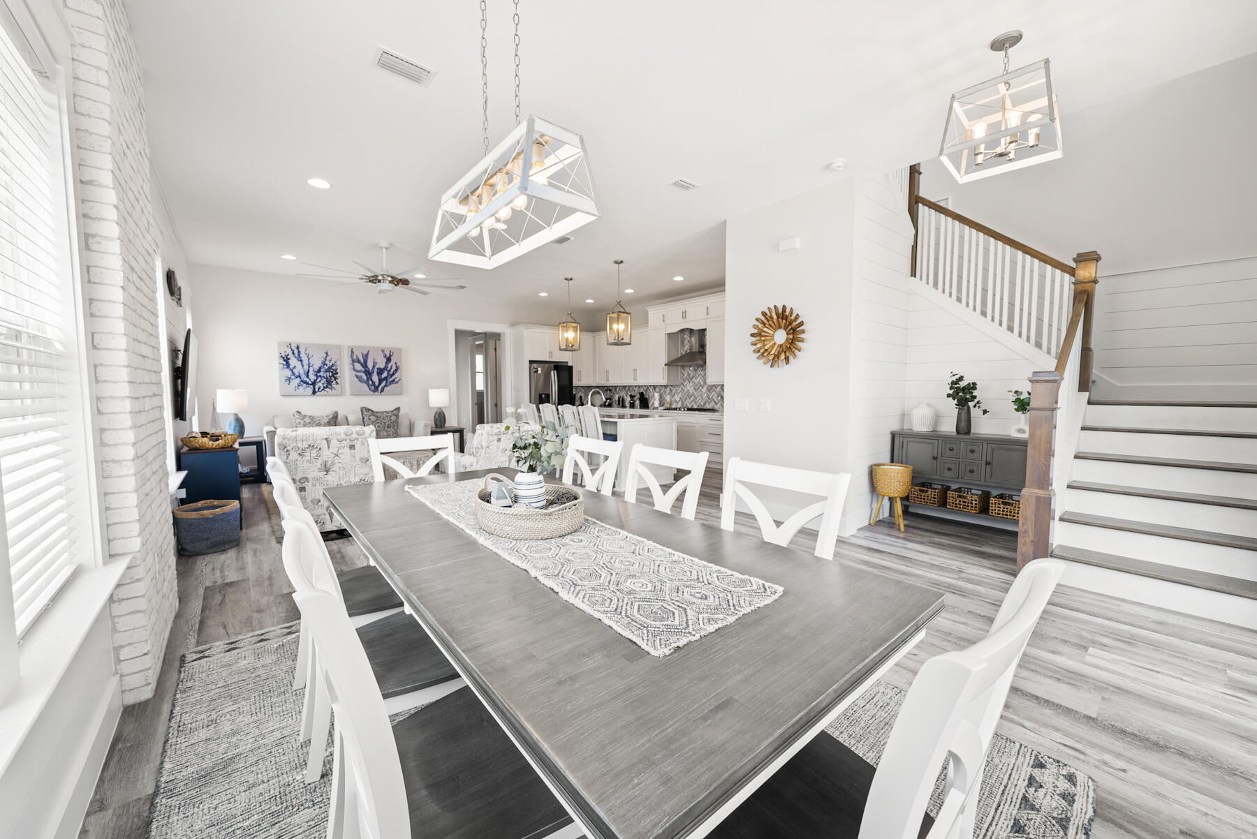 LAGUNA BEACH 2ND ADDN - Residential