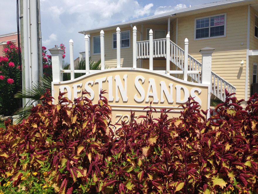 Boaters, Fisherman, Beachlovers -- this is it! Sittuated on the Destin Harbor this gem offers the best of everything, gorgeous views, easy walk to the beach and boat docks! Enjoy the expansive views of the Harbor, or hop on your boat for a cruise to one of your favorite harborfront restaurants. This condo has a nice open floor plan, with the living area overlooking the boat docks and the harbor. Destin Sands is ideally located in the heart of Destin making shopping, dining and entertainment a quick and easy destination.