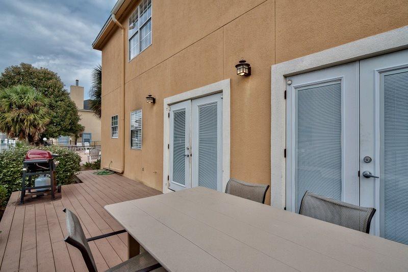 PORT OF CALL - Residential