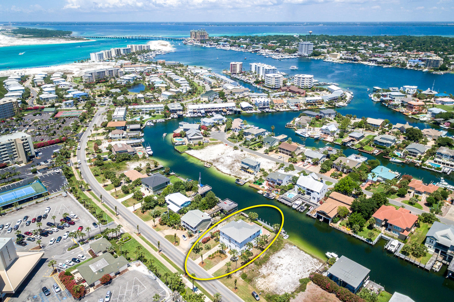 HOLIDAY ISLE - Residential