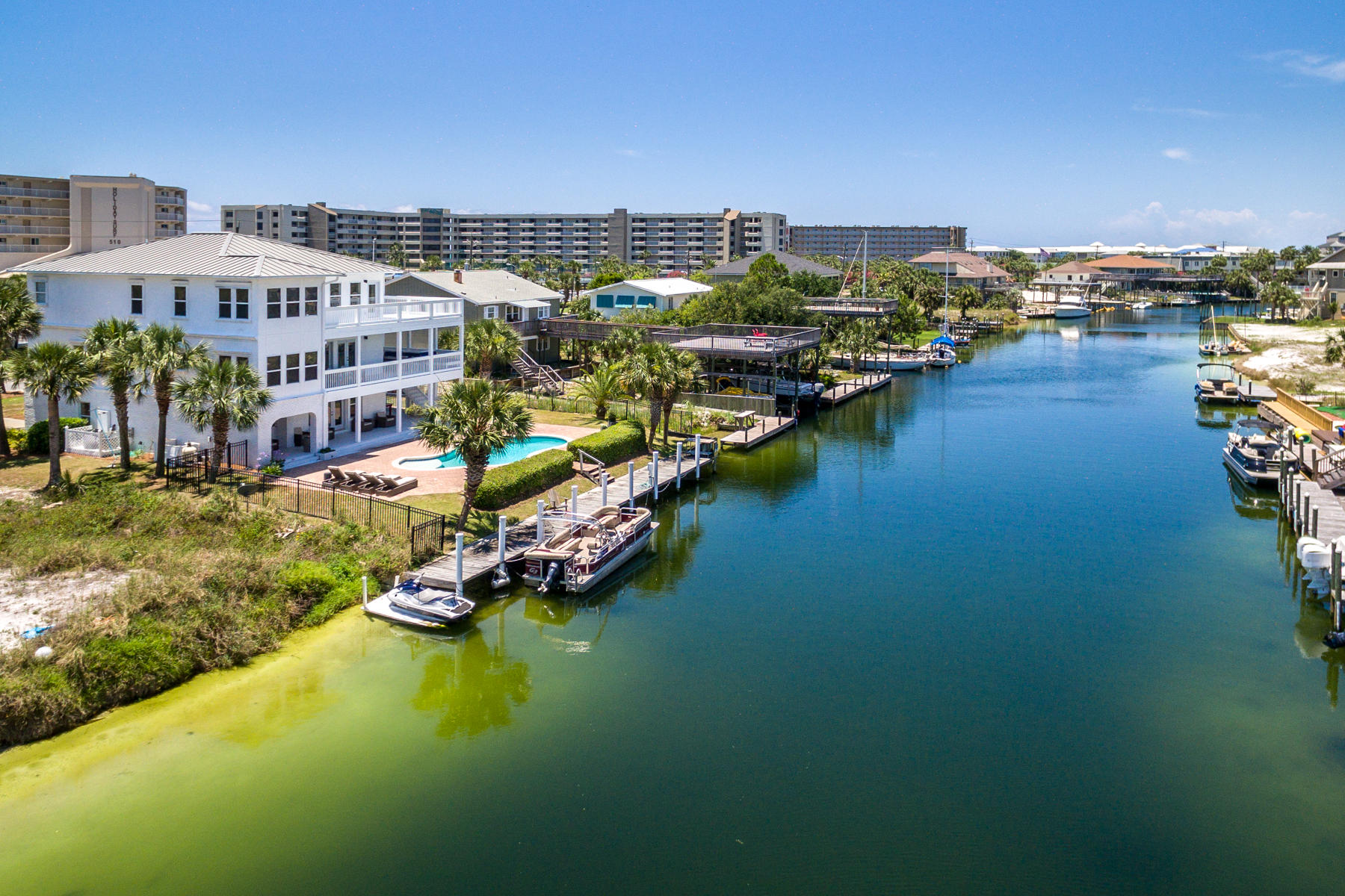 HOLIDAY ISLE - Residential