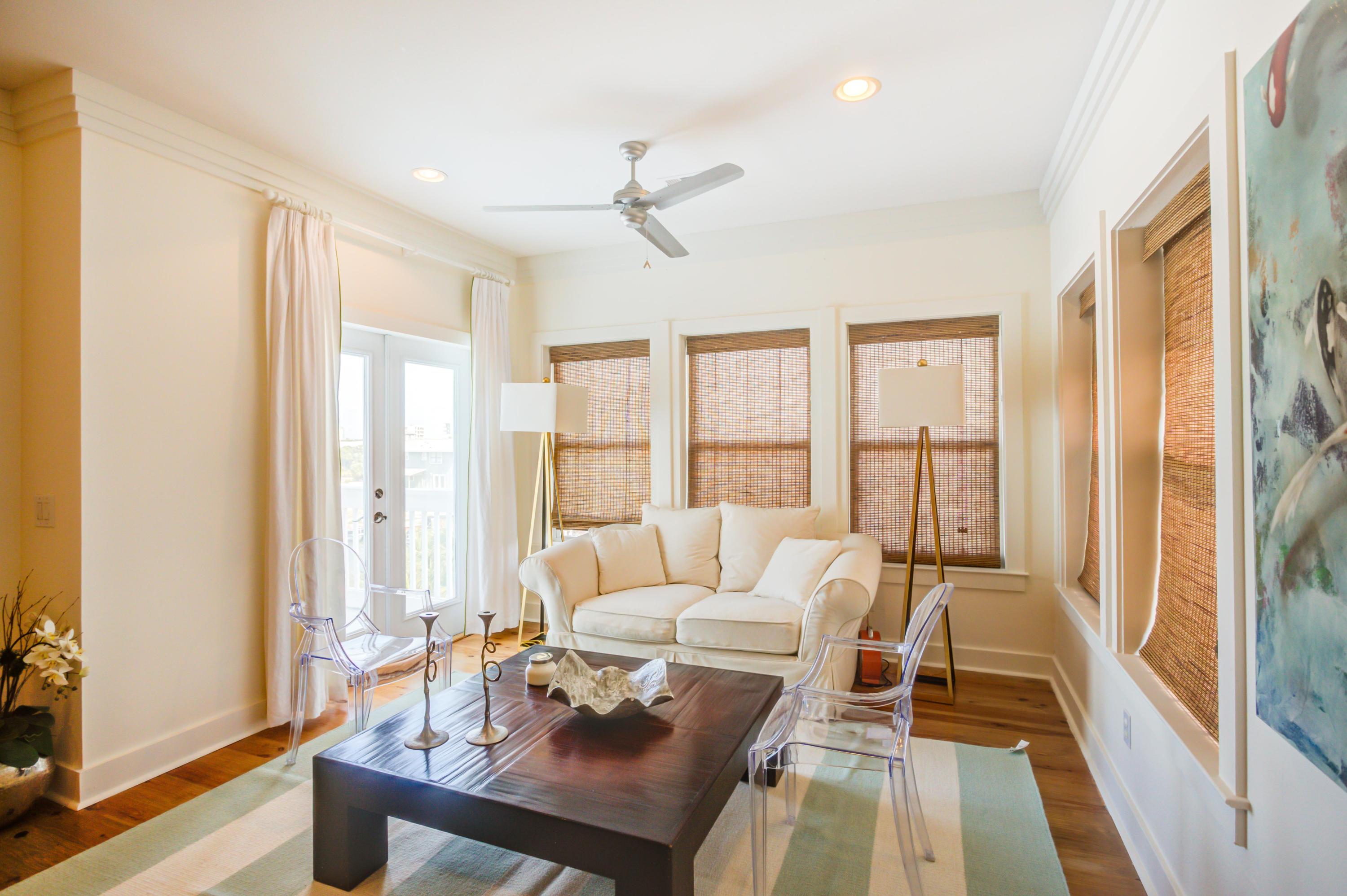 HOLIDAY ISLE - Residential