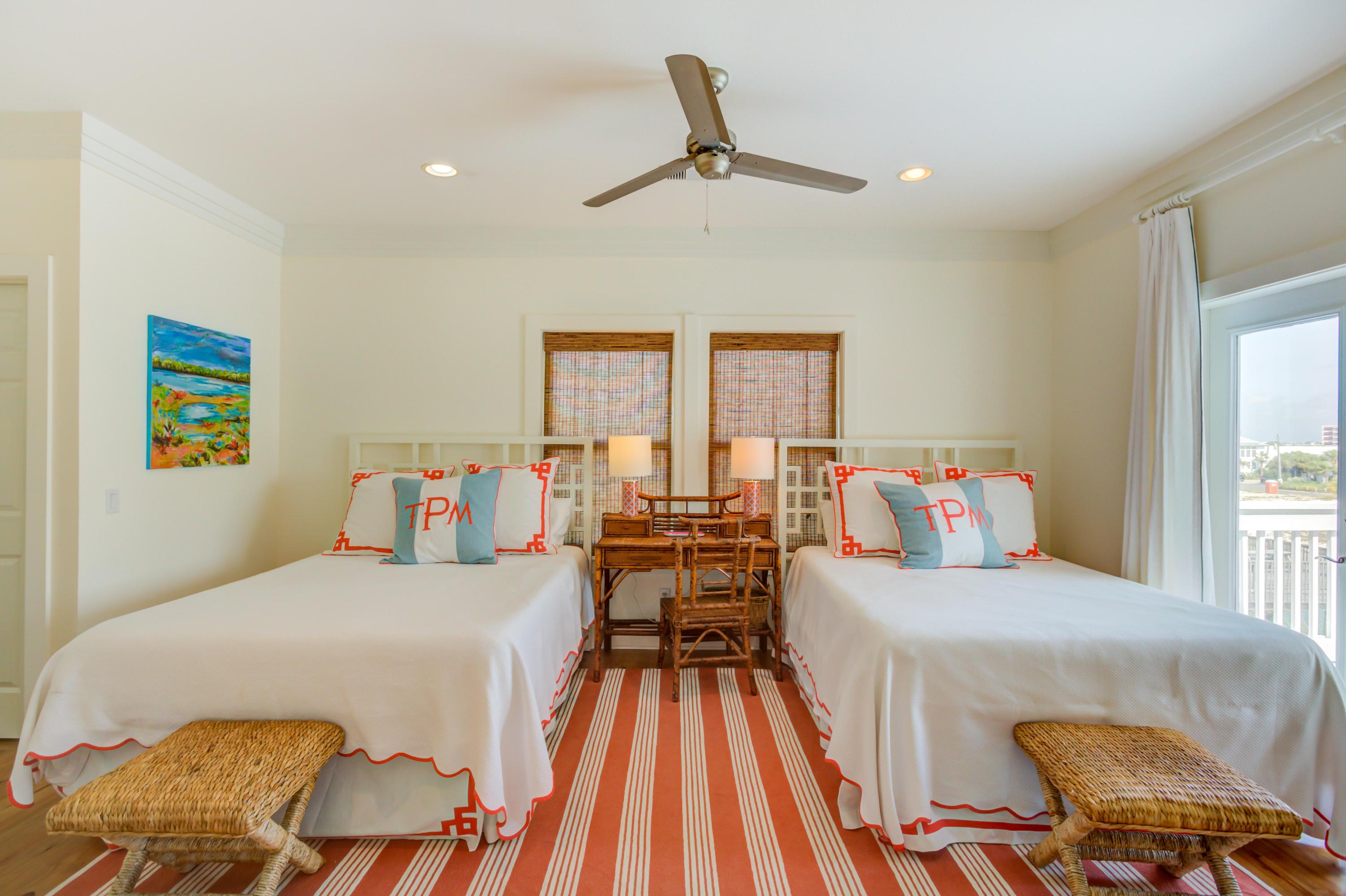 HOLIDAY ISLE - Residential