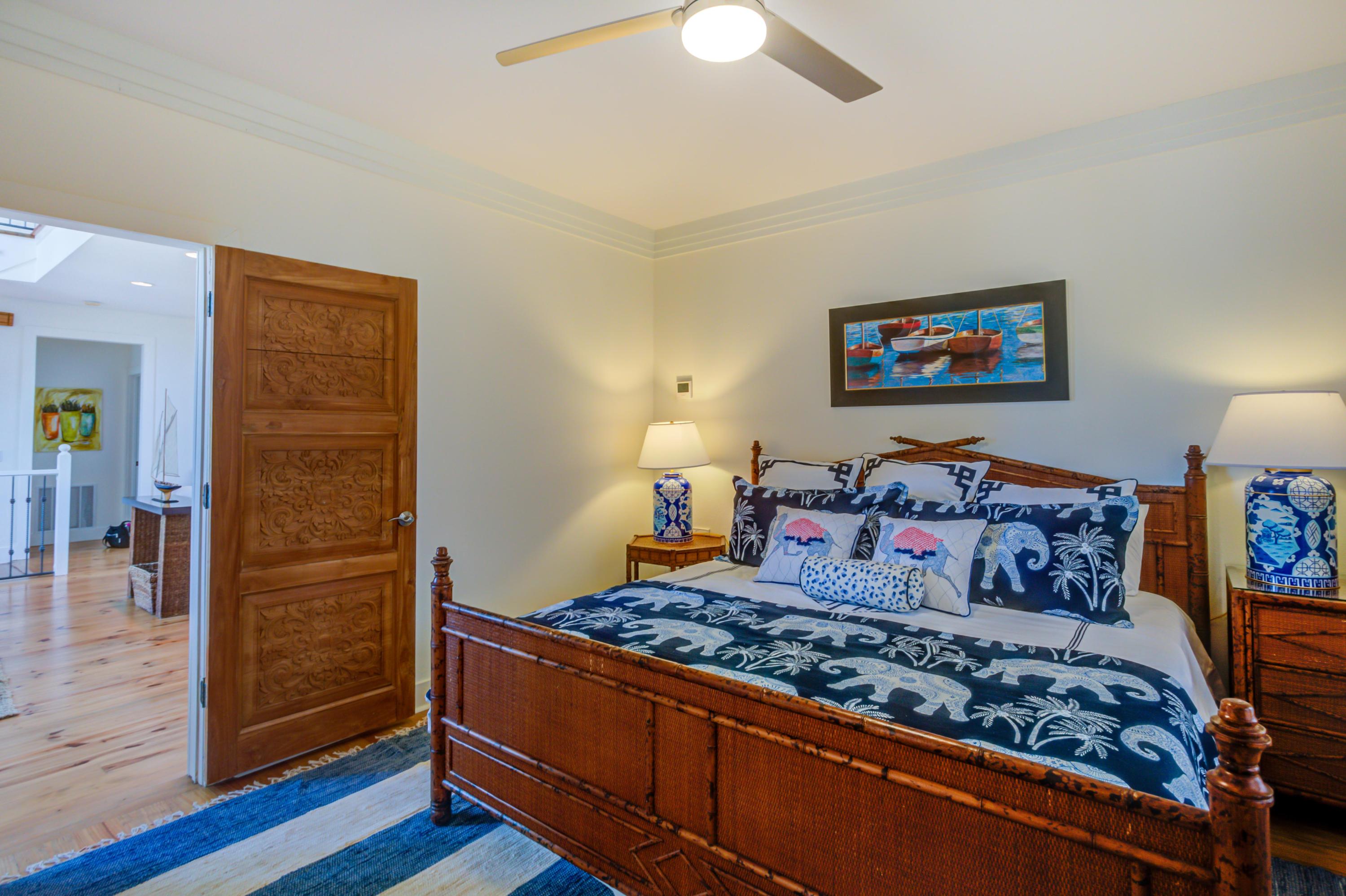 HOLIDAY ISLE - Residential