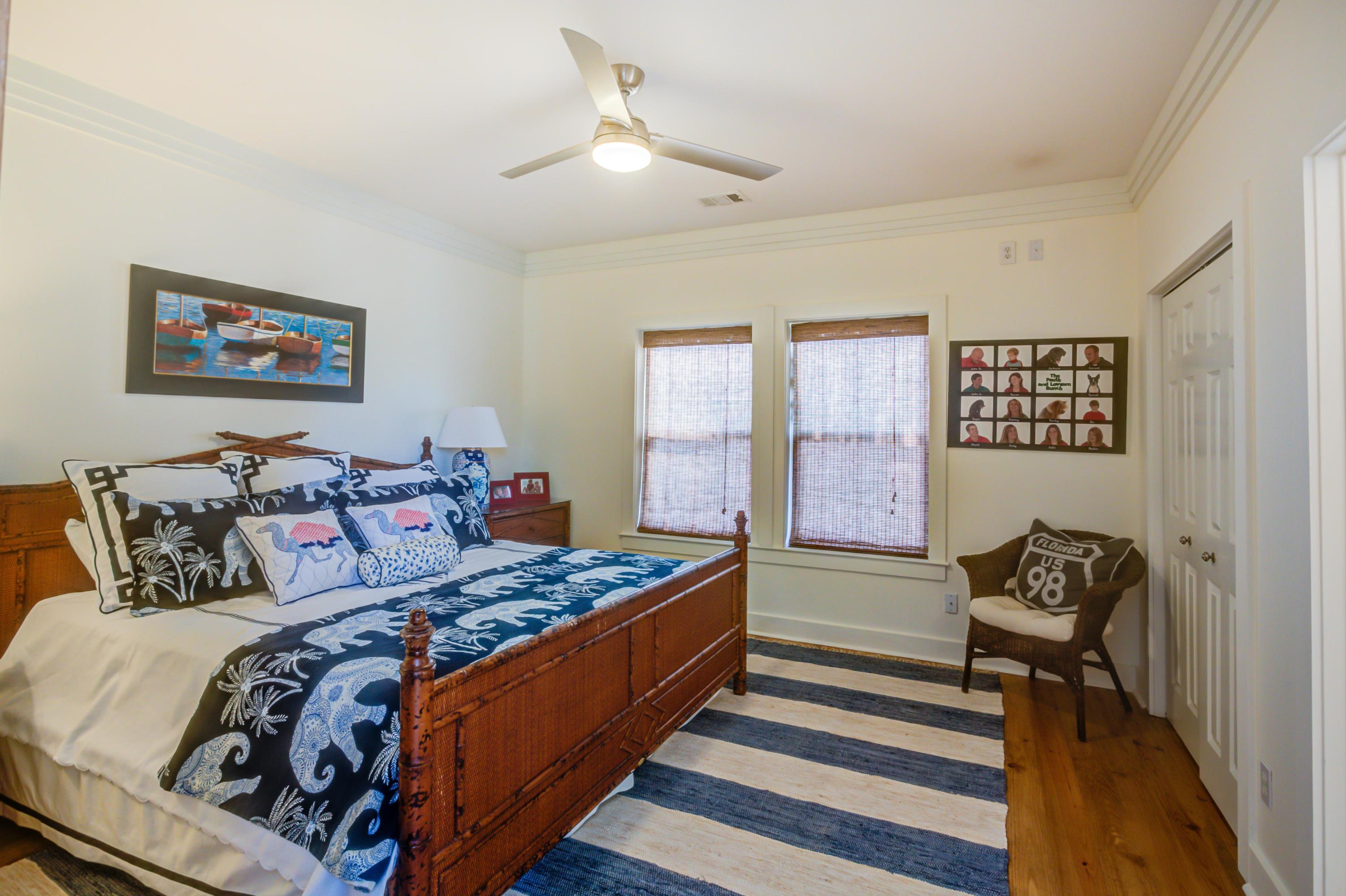 HOLIDAY ISLE - Residential