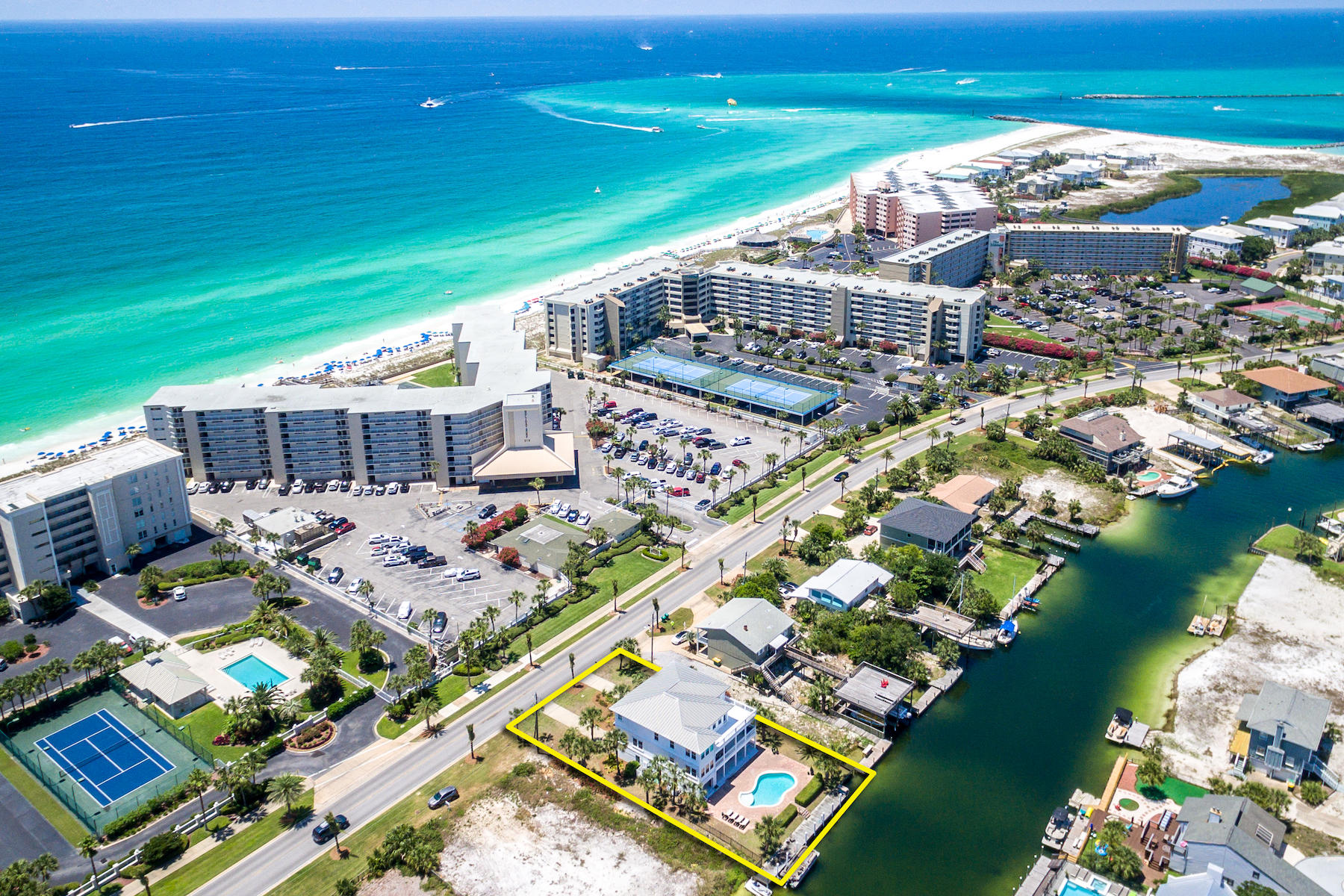 HOLIDAY ISLE - Residential