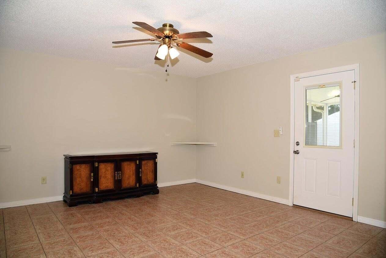 HIDDEN GLEN - Residential Lease