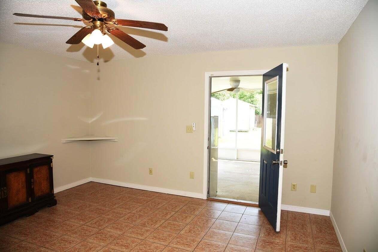 HIDDEN GLEN - Residential Lease