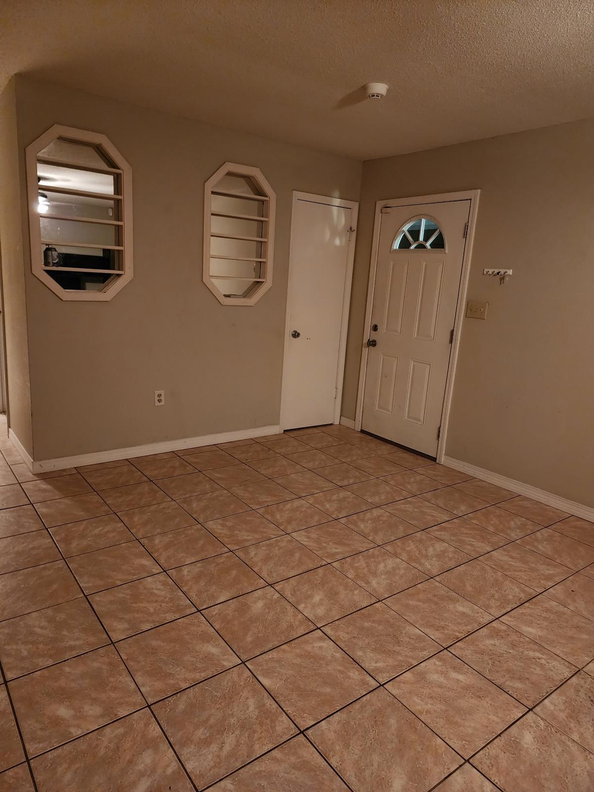 HIDDEN GLEN - Residential Lease