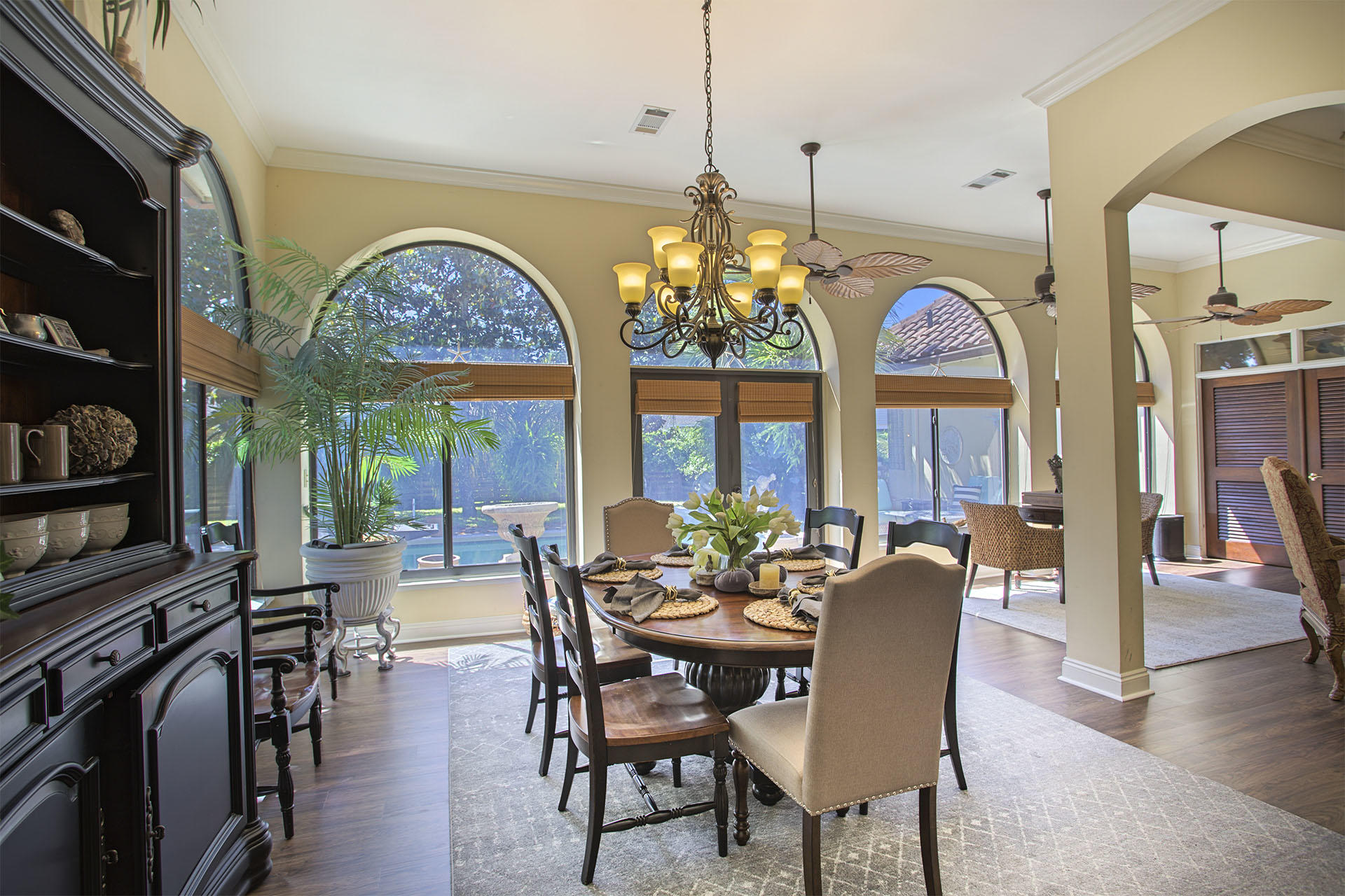 BAYTOWNE AVE EAST - Residential