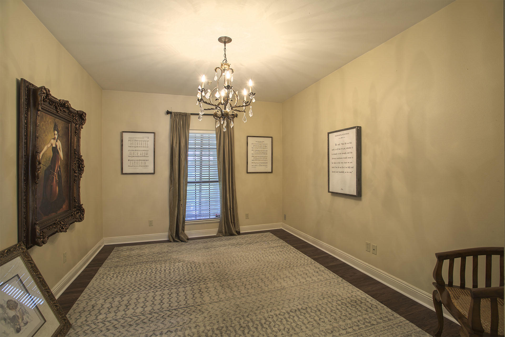 BAYTOWNE AVE EAST - Residential