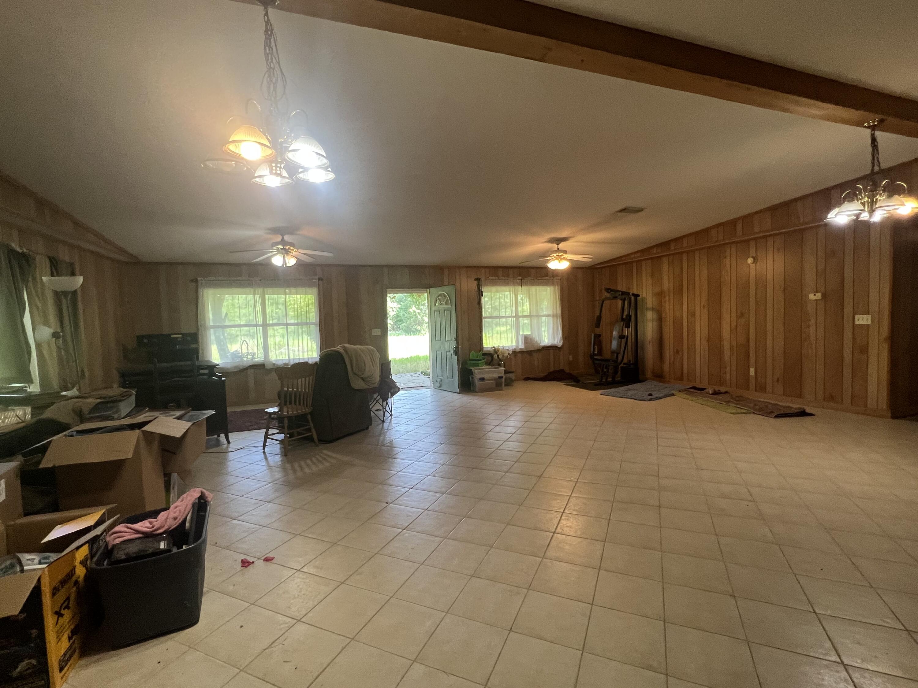 NO RECORDED SUBDIVISION - Land