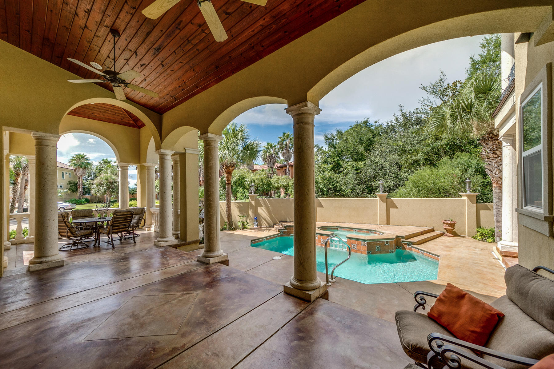 FINISTERRE S/D - Residential