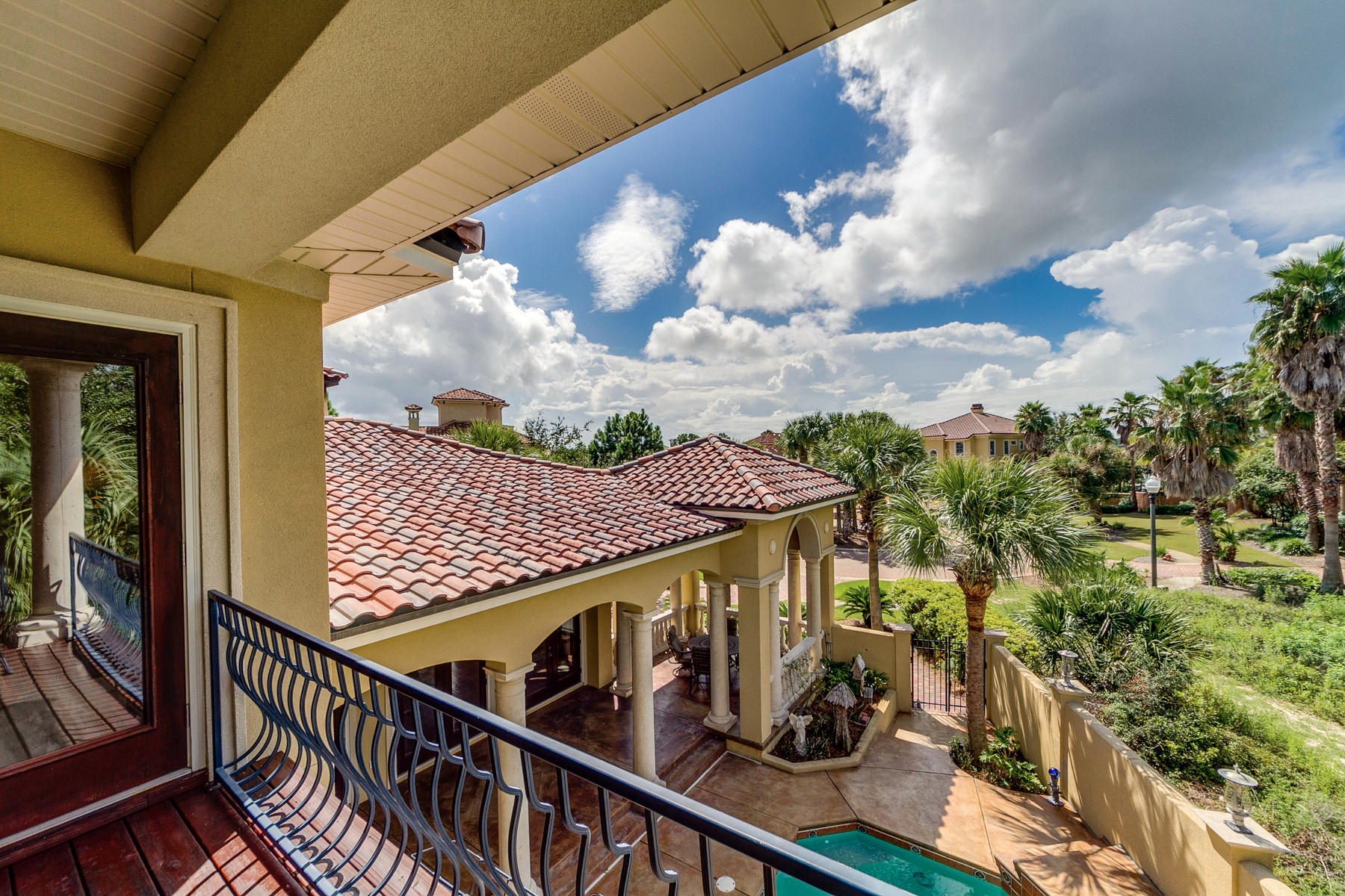 FINISTERRE S/D - Residential