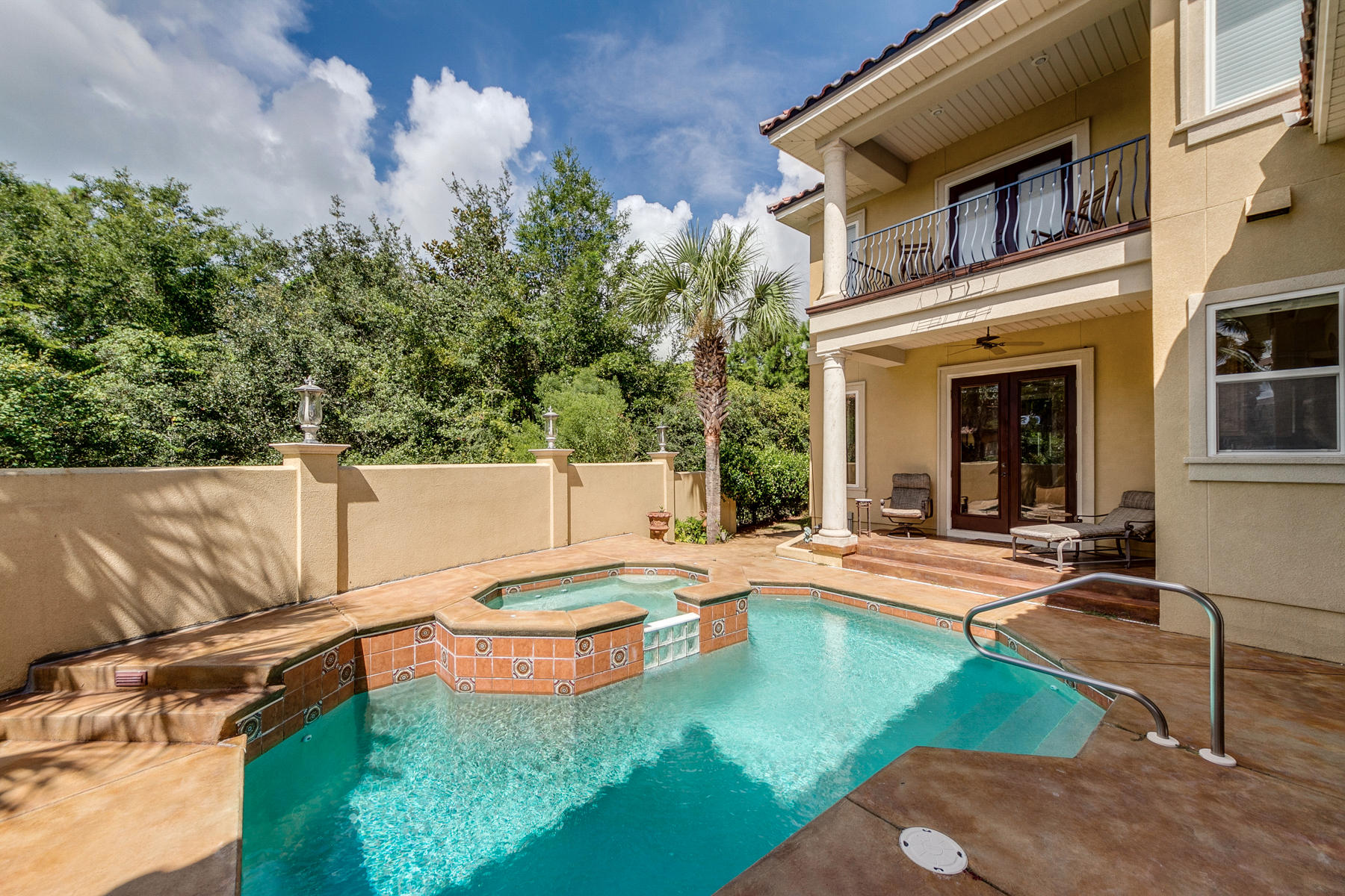 FINISTERRE S/D - Residential