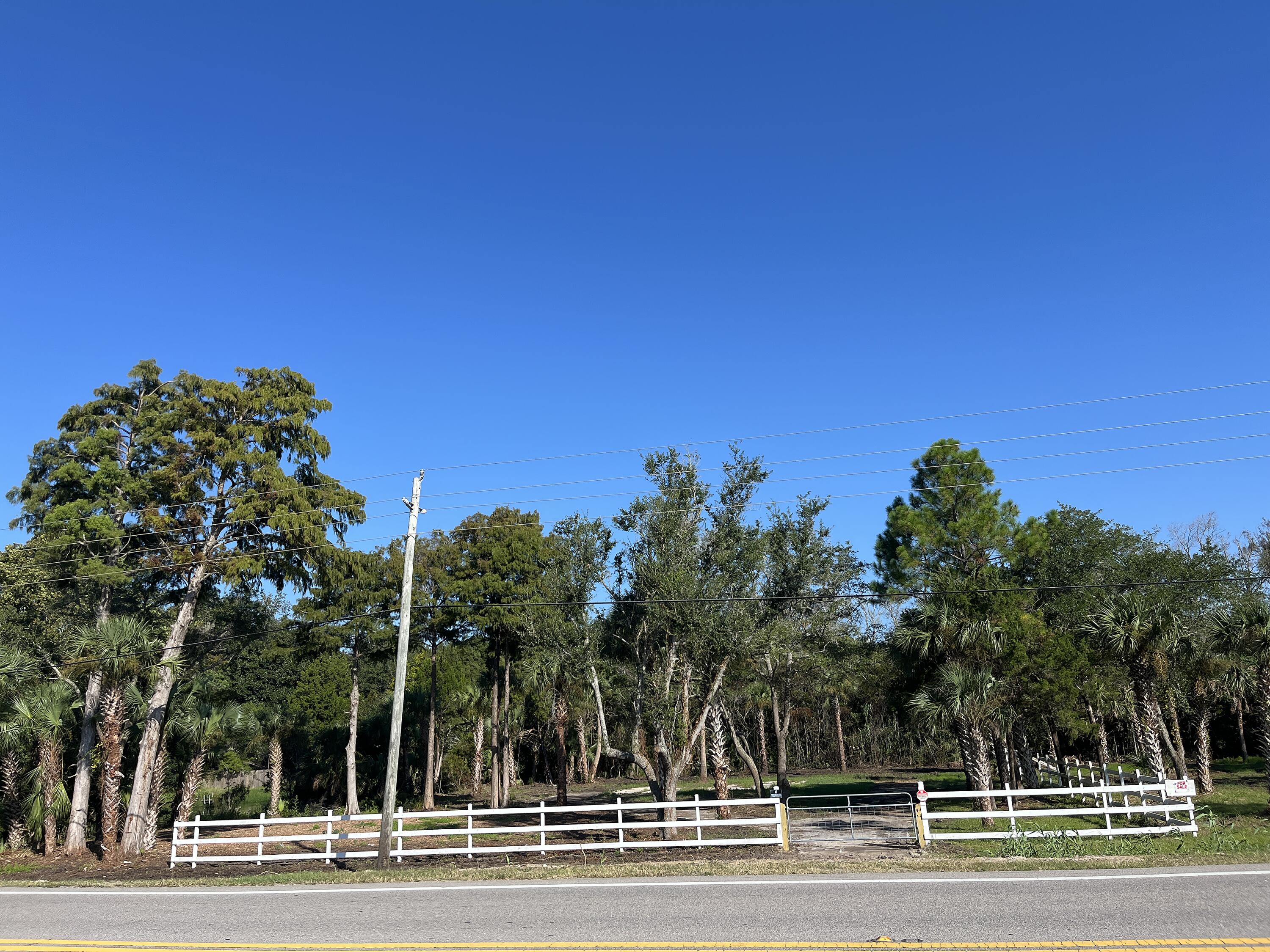 LOT 30 BLK D MULLET CREEK S/D PB 2-68AOR 3262-4107 OR 3353-3259 - Land