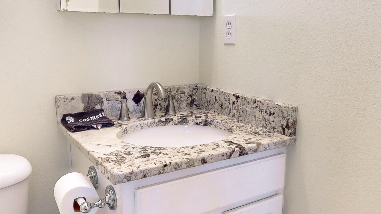 ISLAND SANDS CONDO - Residential